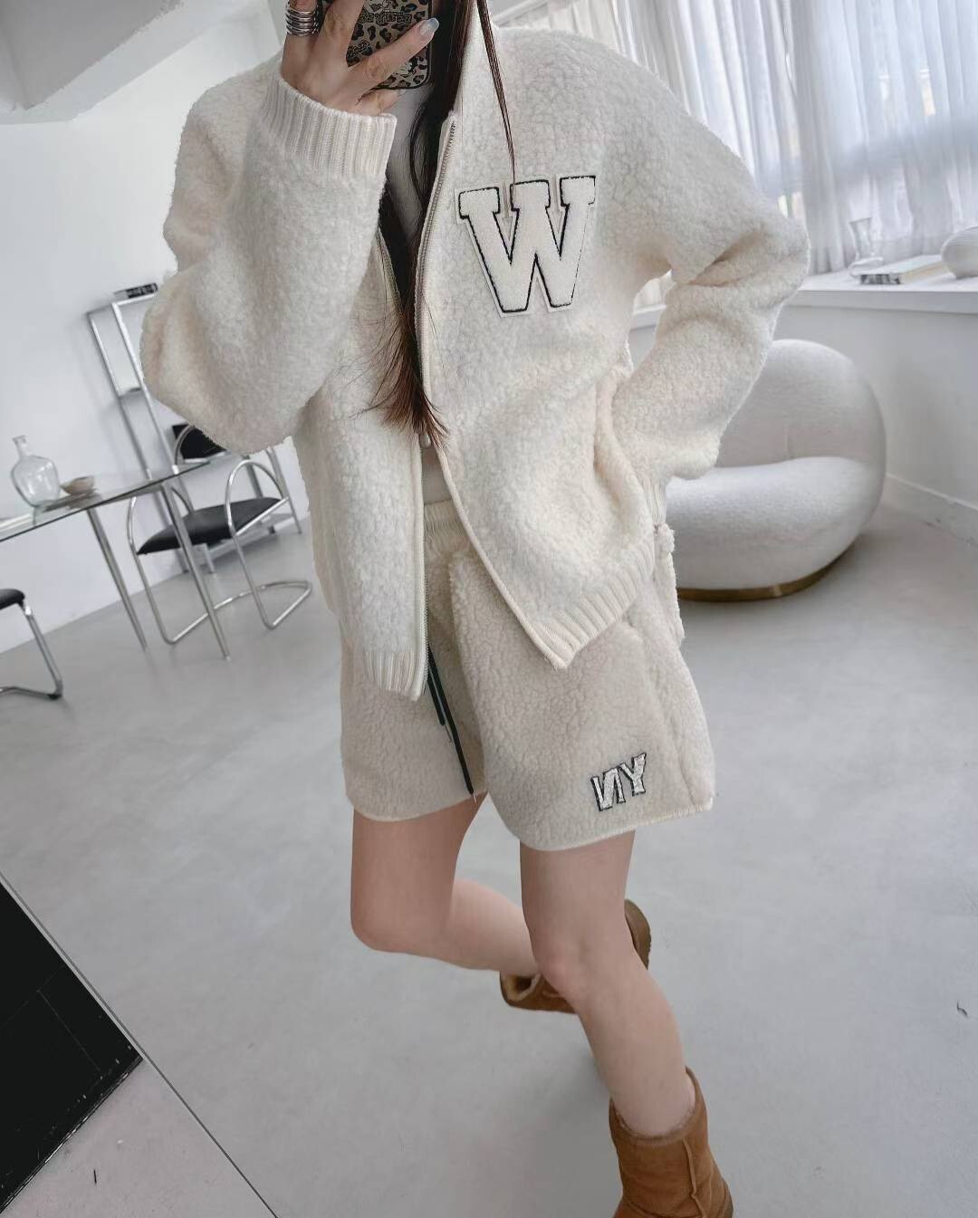 YN布標羊毛捲短褲