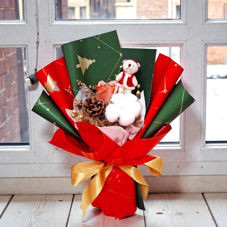 聖誕小熊乾燥花松果香皂花束,Christmas Bear Dried Flower Pine Cone Soap Bouquet