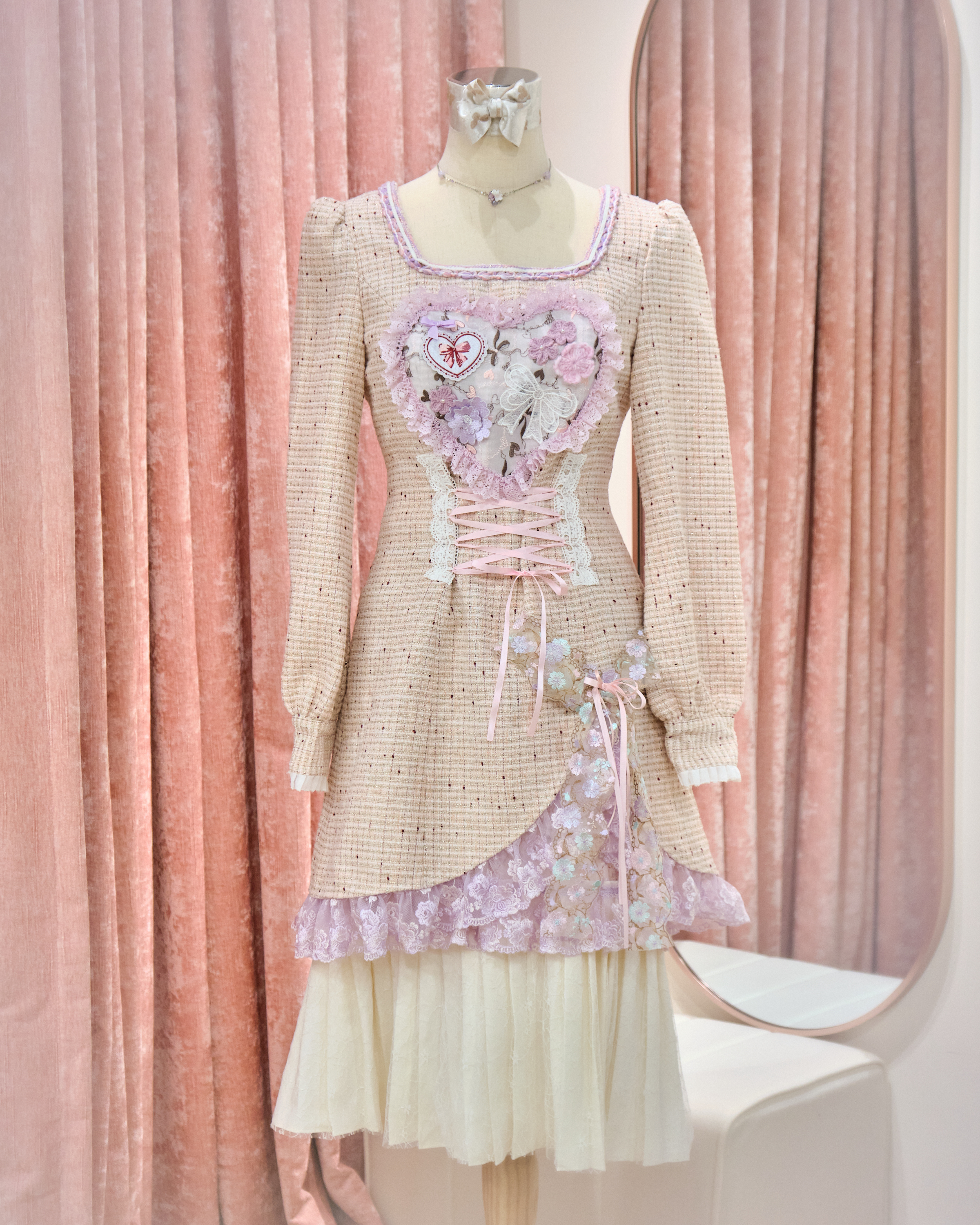 13119 Balloon Bear Lace-Up Tweed OP Dress