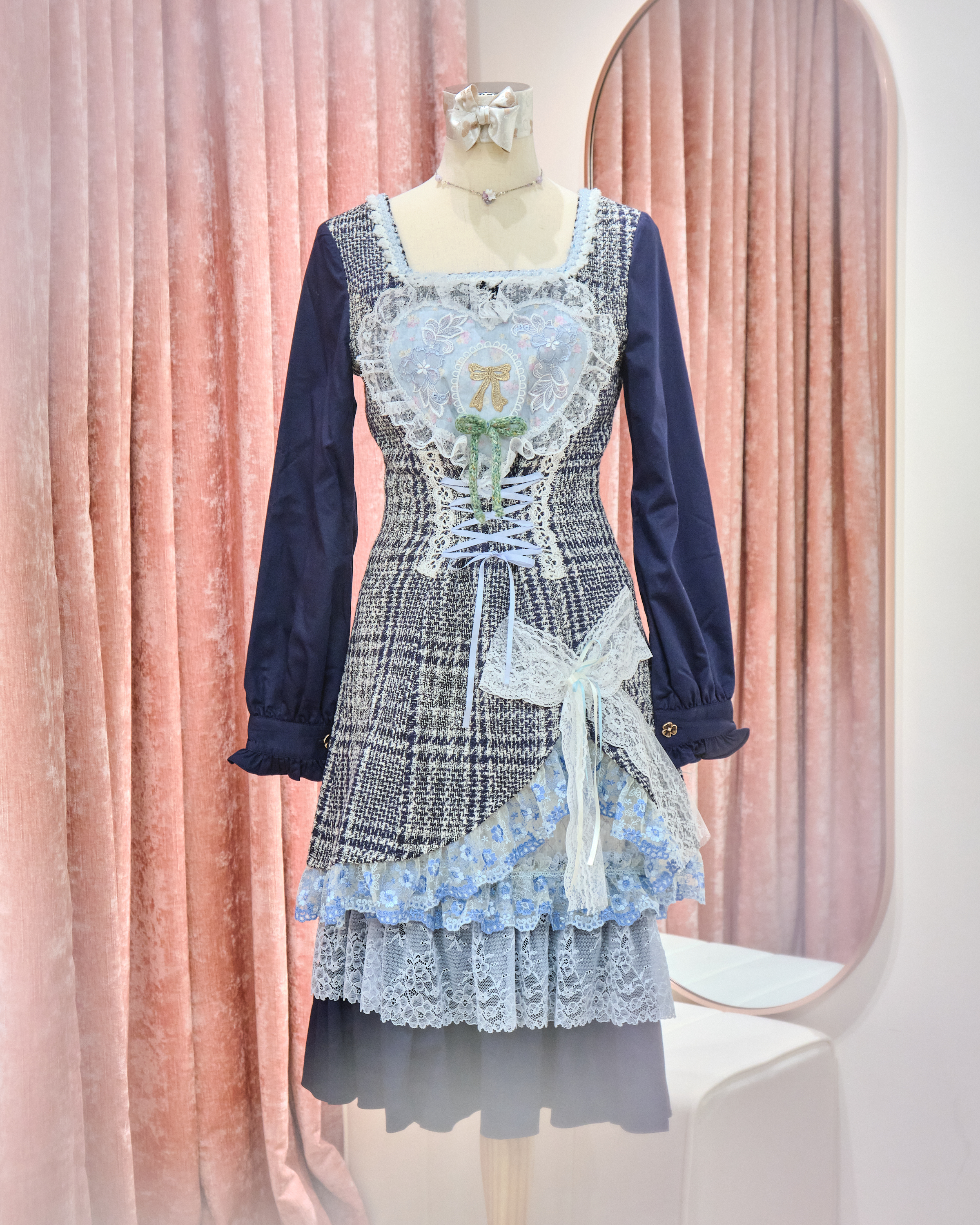 13117 Balloon Bear Lace-Up Tweed OP Dress