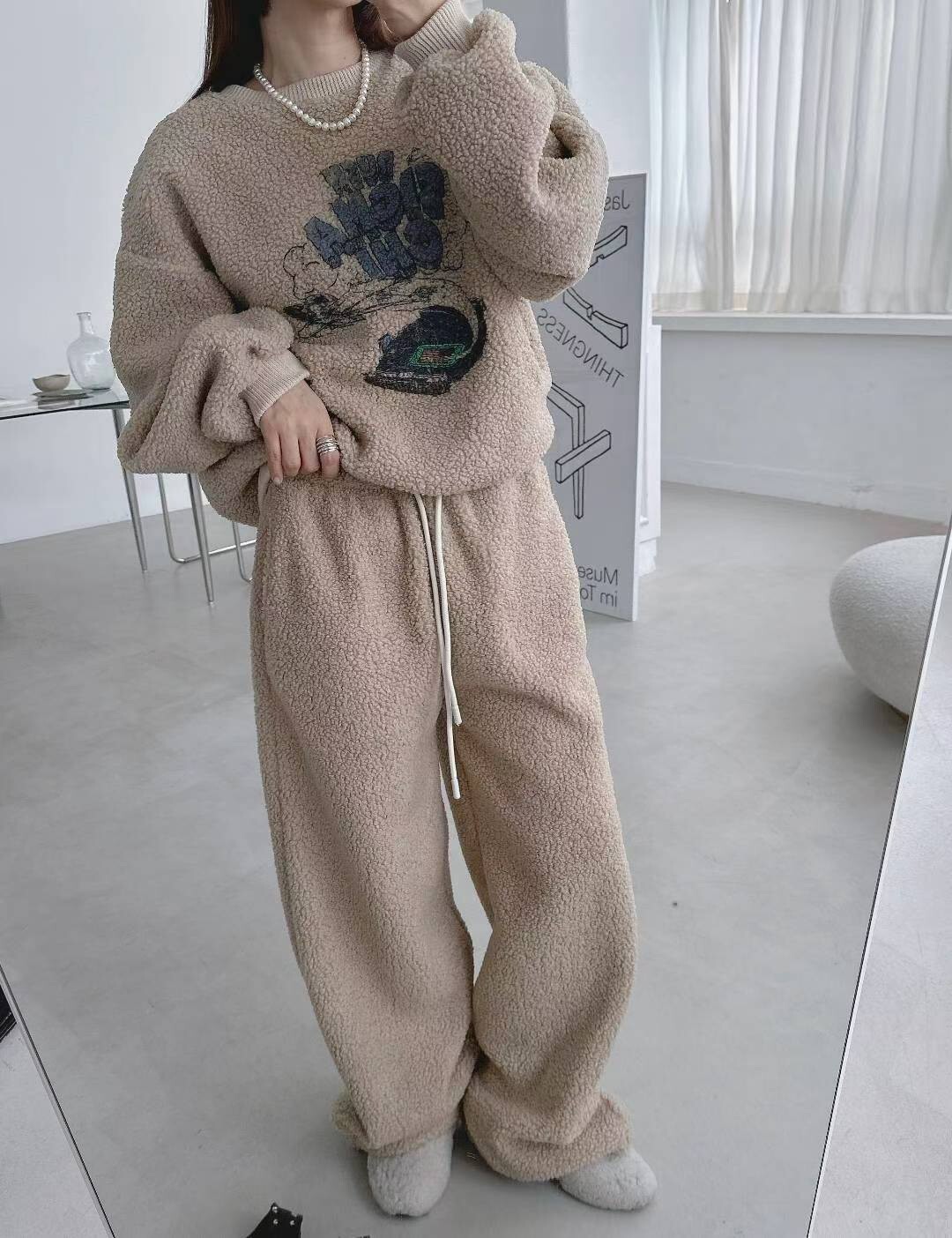 羊毛捲印圖衛衣