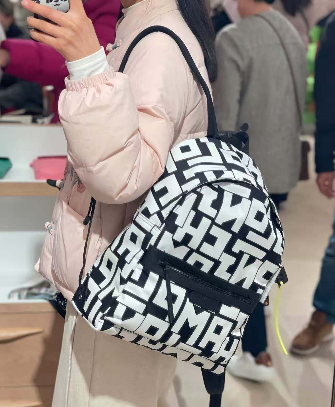 Longchamp Logo pattern Medium backpack black and white L1119