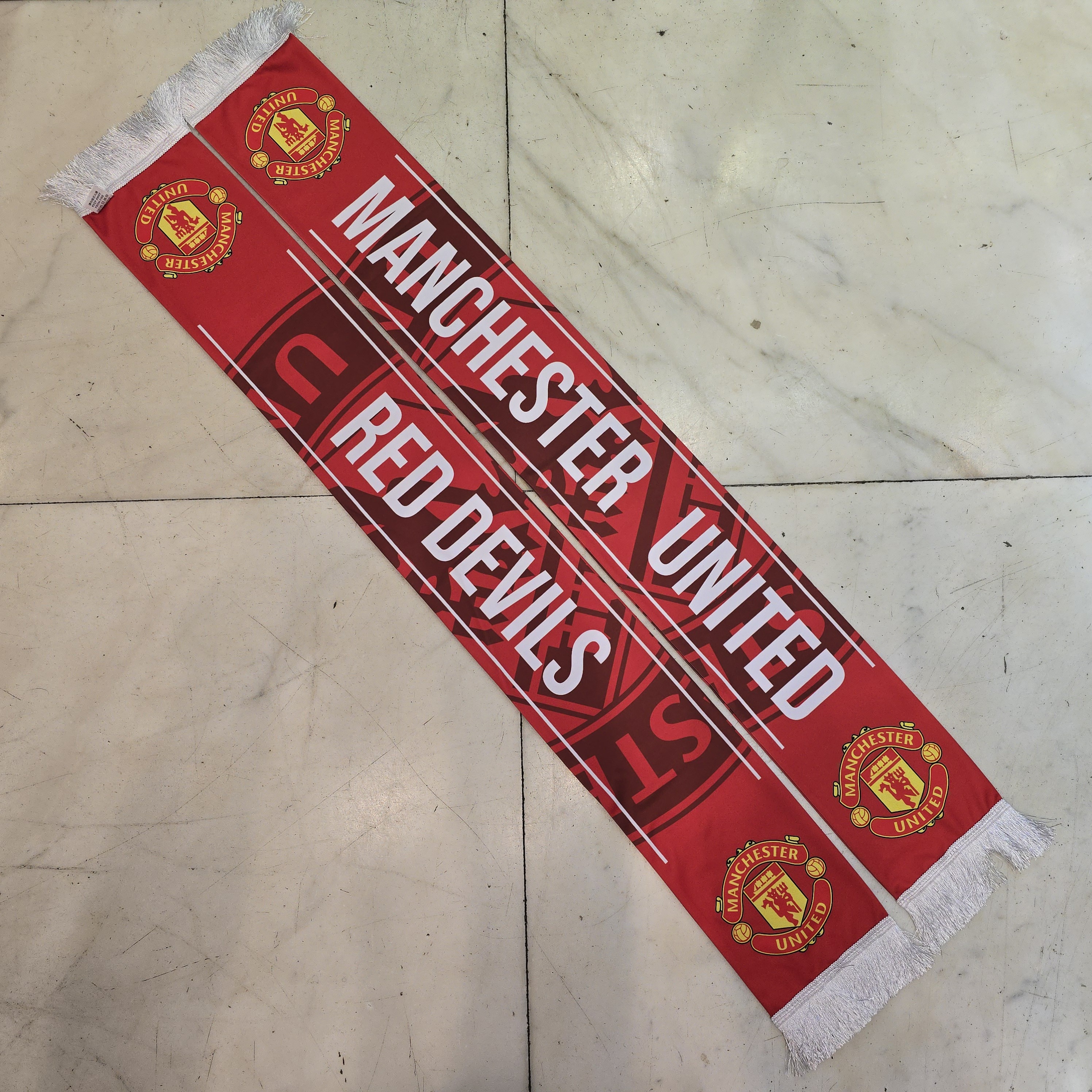 曼聯Fans打氣頸巾