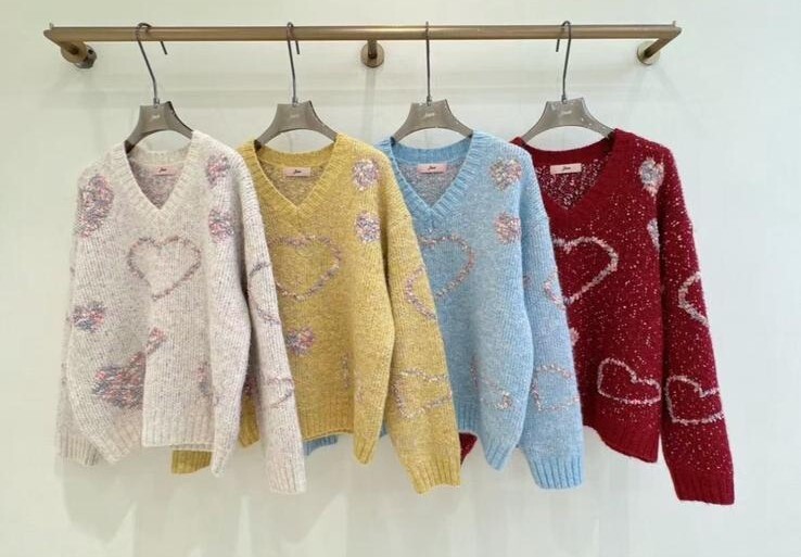 J63 心心羊毛   羊毛10%  胸42-51 長23  原價 $349