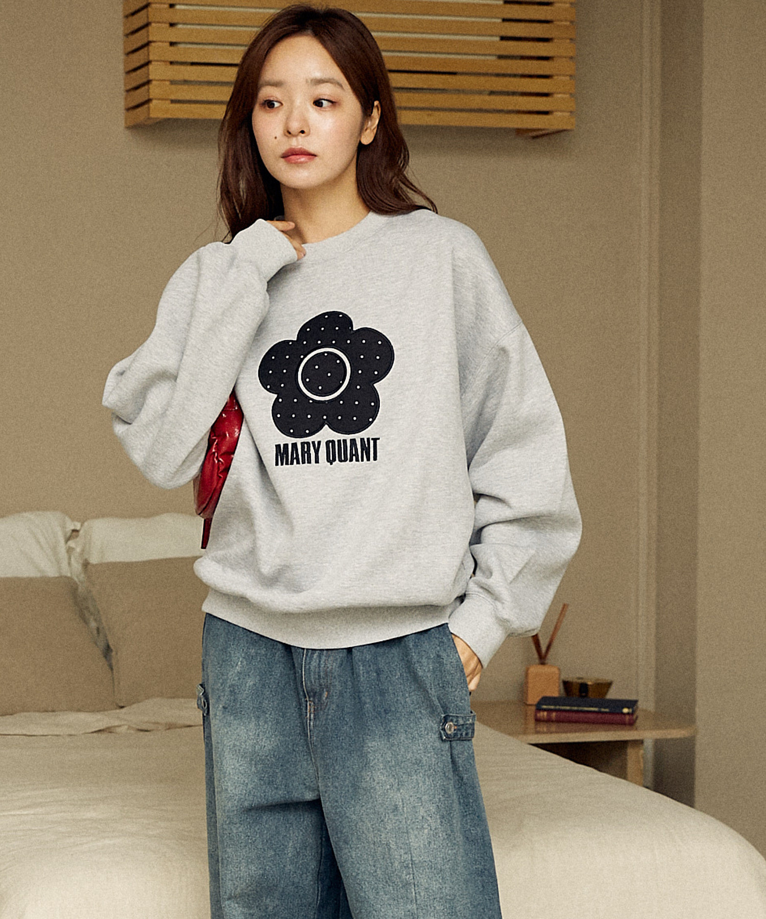 MARY QUANT / Dot Daisy Logo Sweatshirt