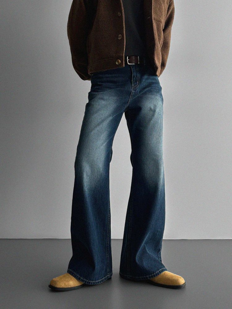 貓洗藍色燈芯絨喇叭牛仔褲