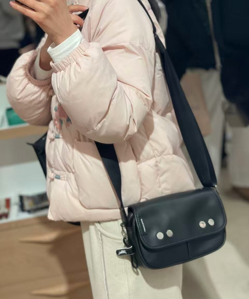 Longchamp HEK crossbody flap bag black 10220