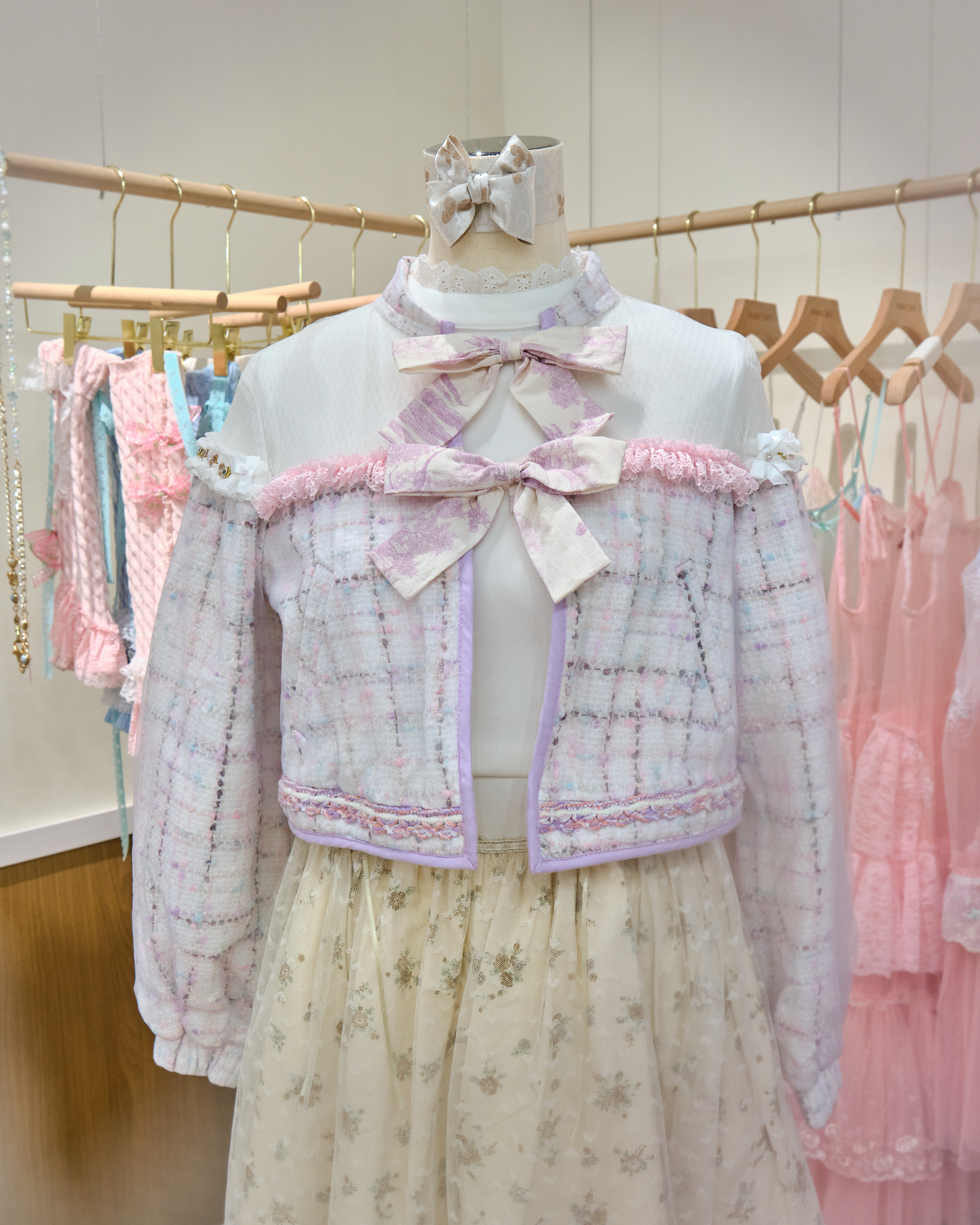 13099 Heartbeat Sakura Heart-Back Tweed Short Jacket