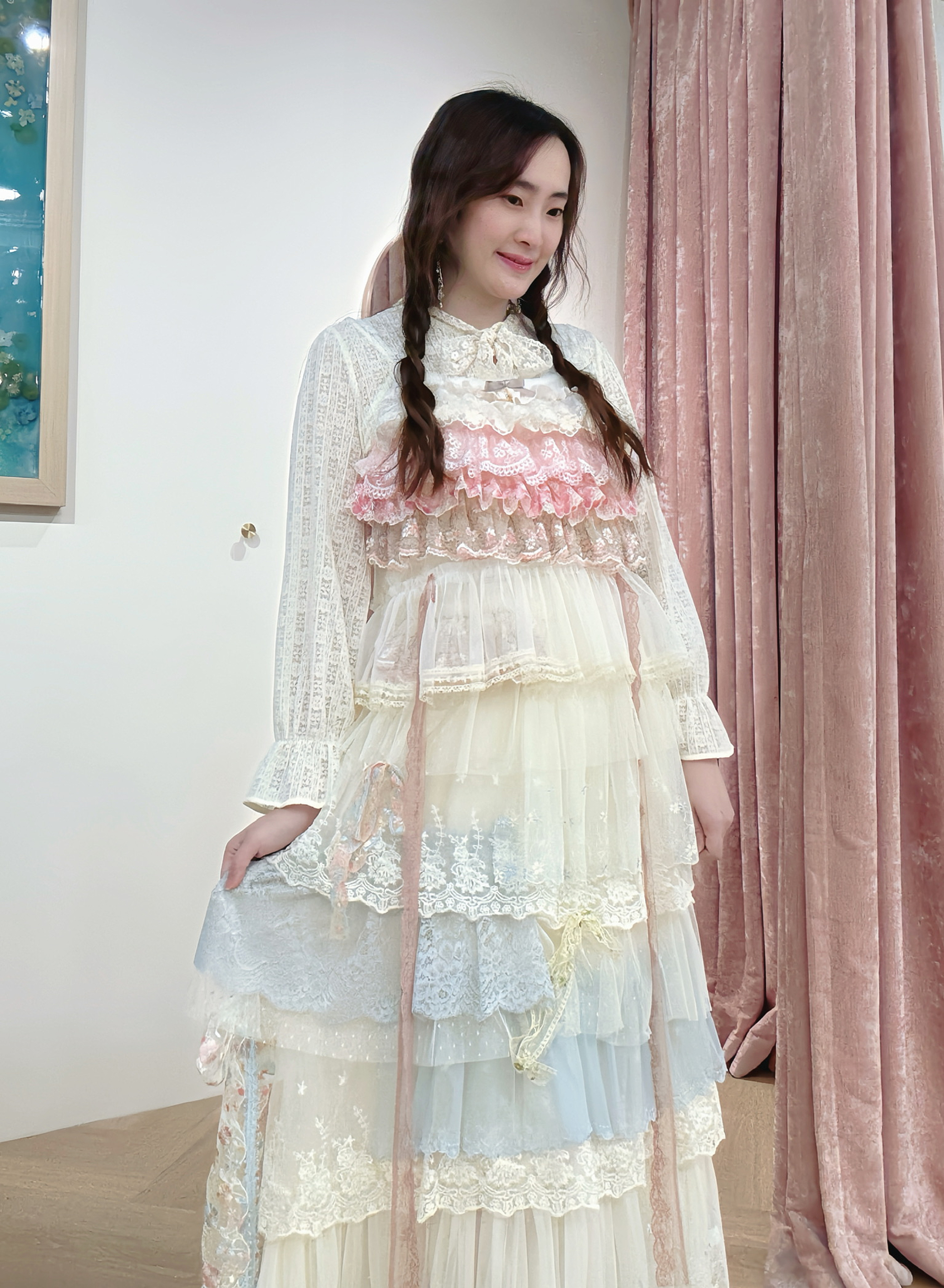 13102 Sakura Sugar Cloud Gradient Lace Ruffle Camisole Top