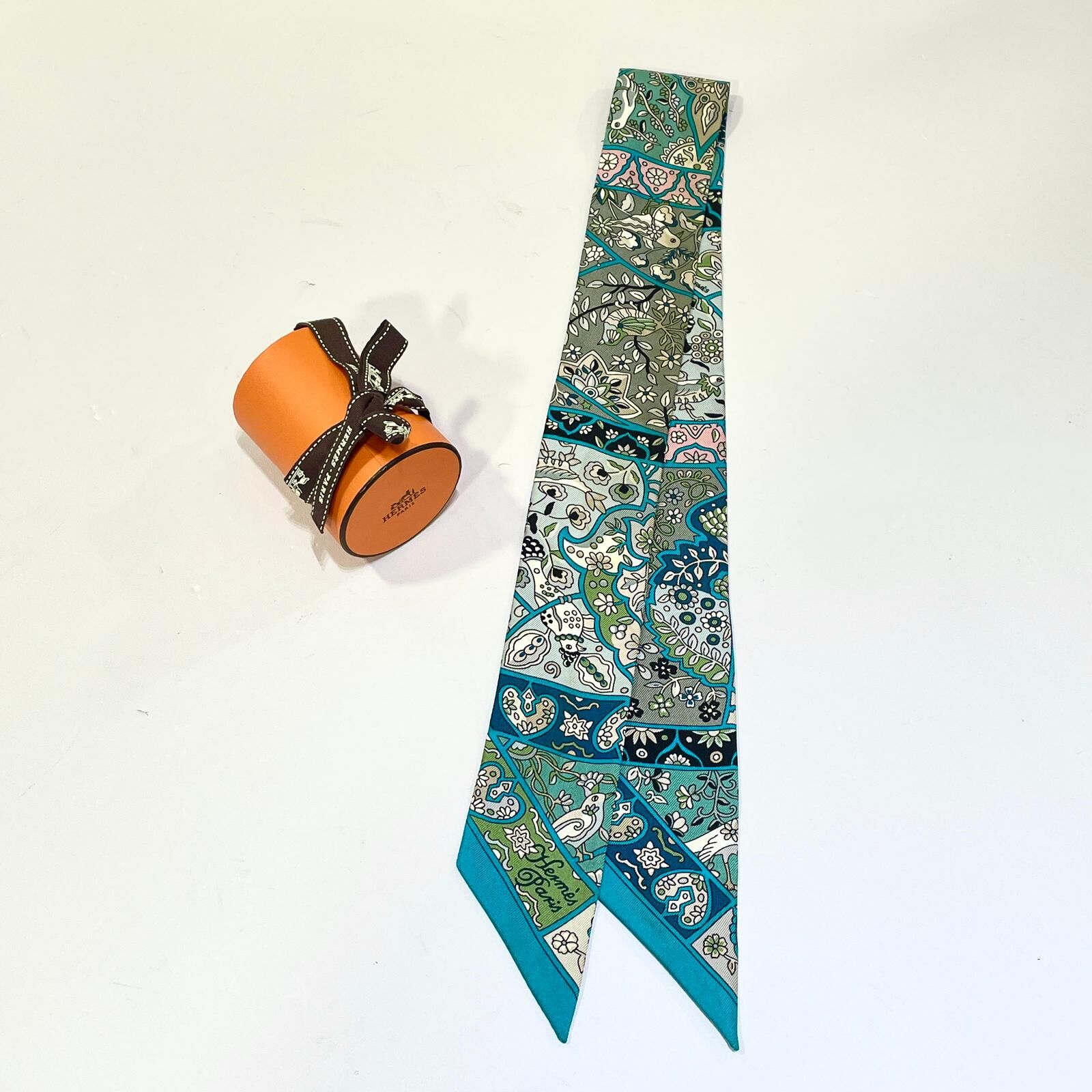 95%NEW二手HERMES TWILLY 綠色/淺藍色/湖水綠 真絲SILK #香榭站正品