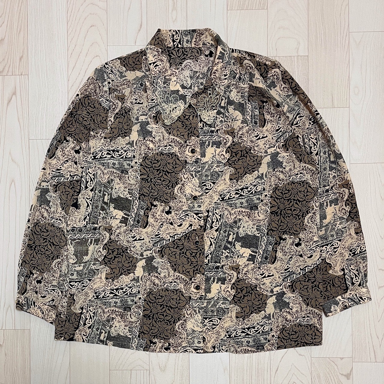 大地色系古董圖騰寬鬆長袖襯衫