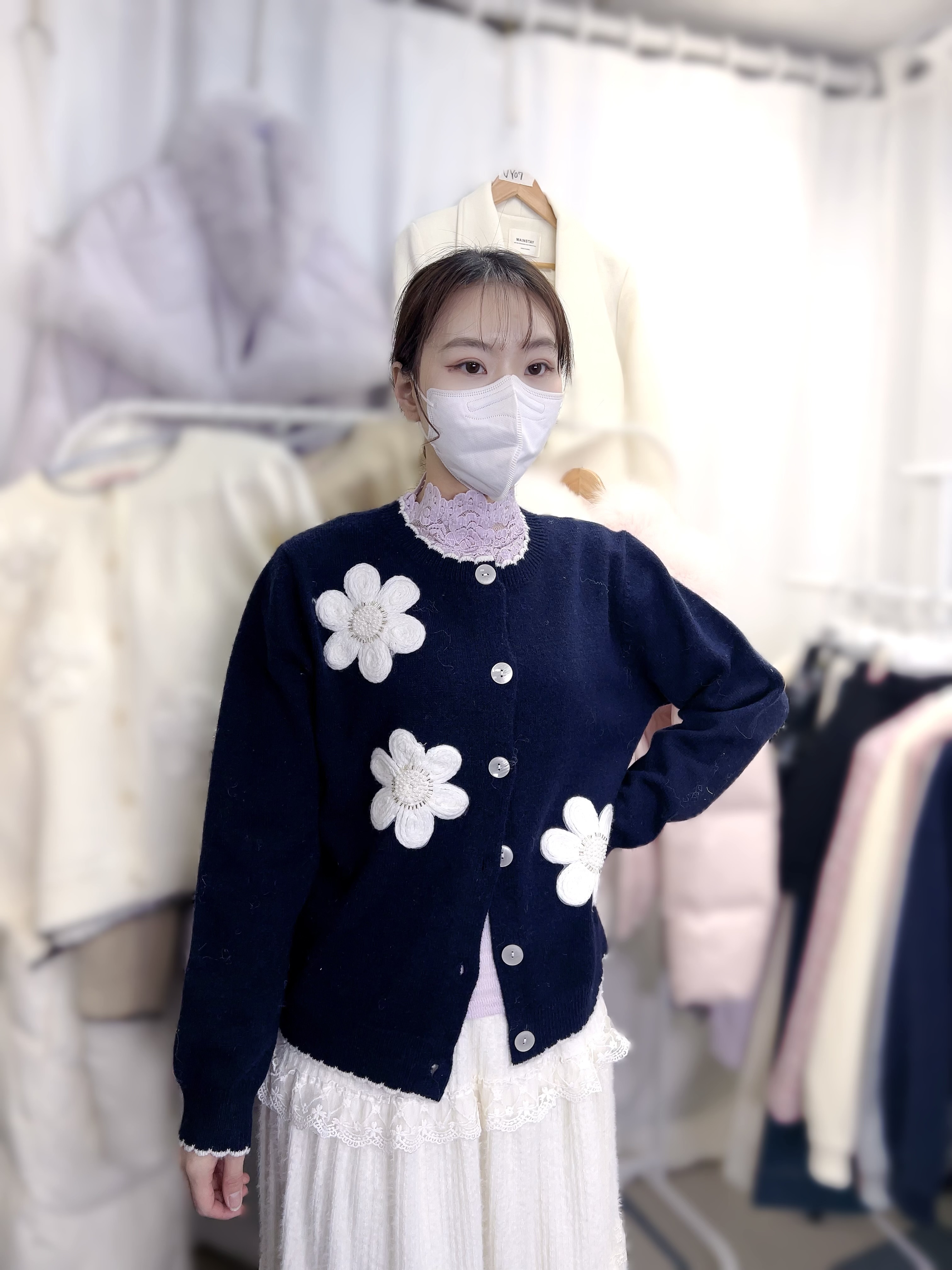 J52 韓國🇰🇷羊毛大花外套  羊毛10%  胸41-49 長22.5   原價 $339