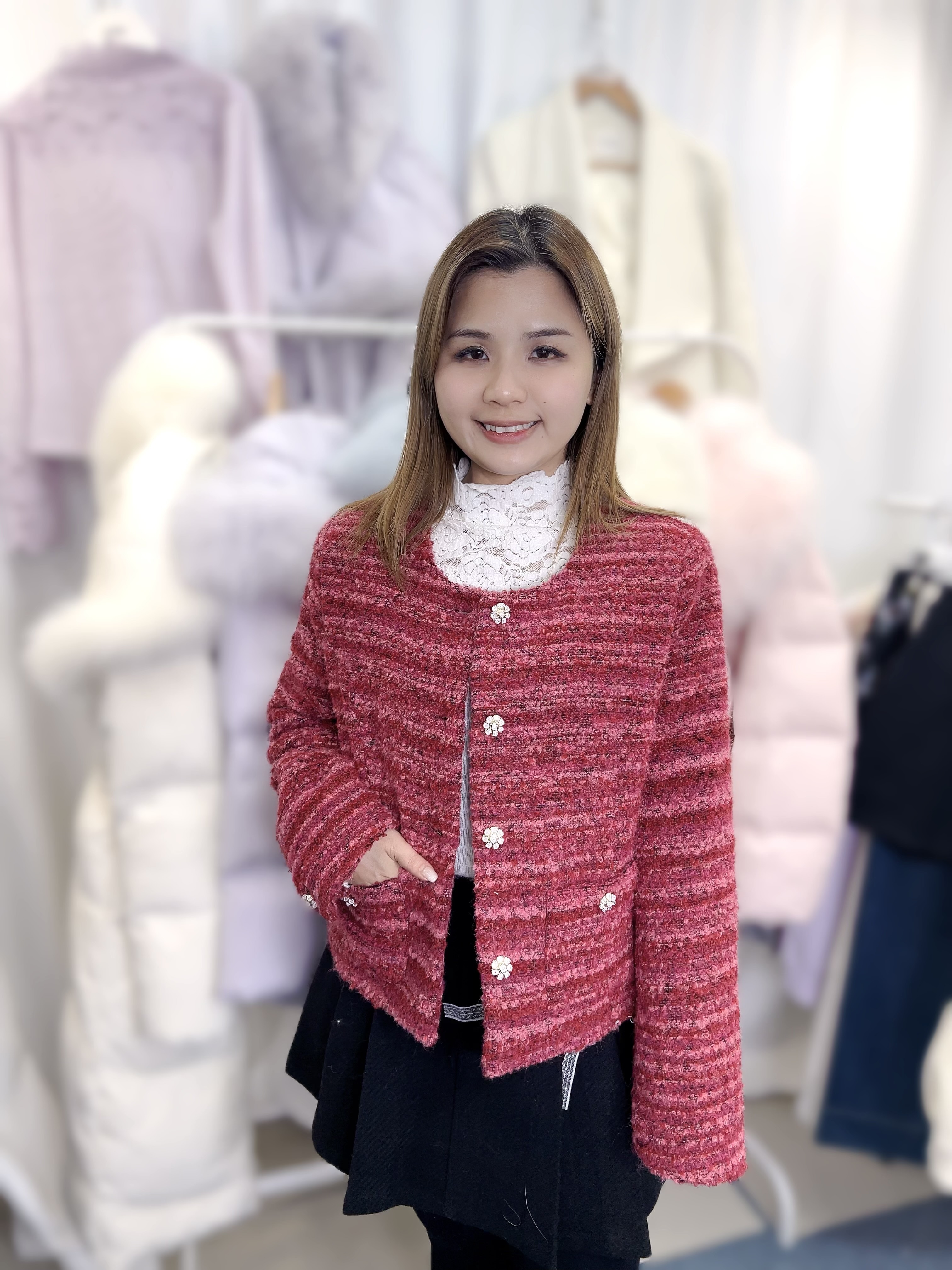 J66 小香風羽絨縷    90% 鴨絨 胸44 長 20     原價 $699