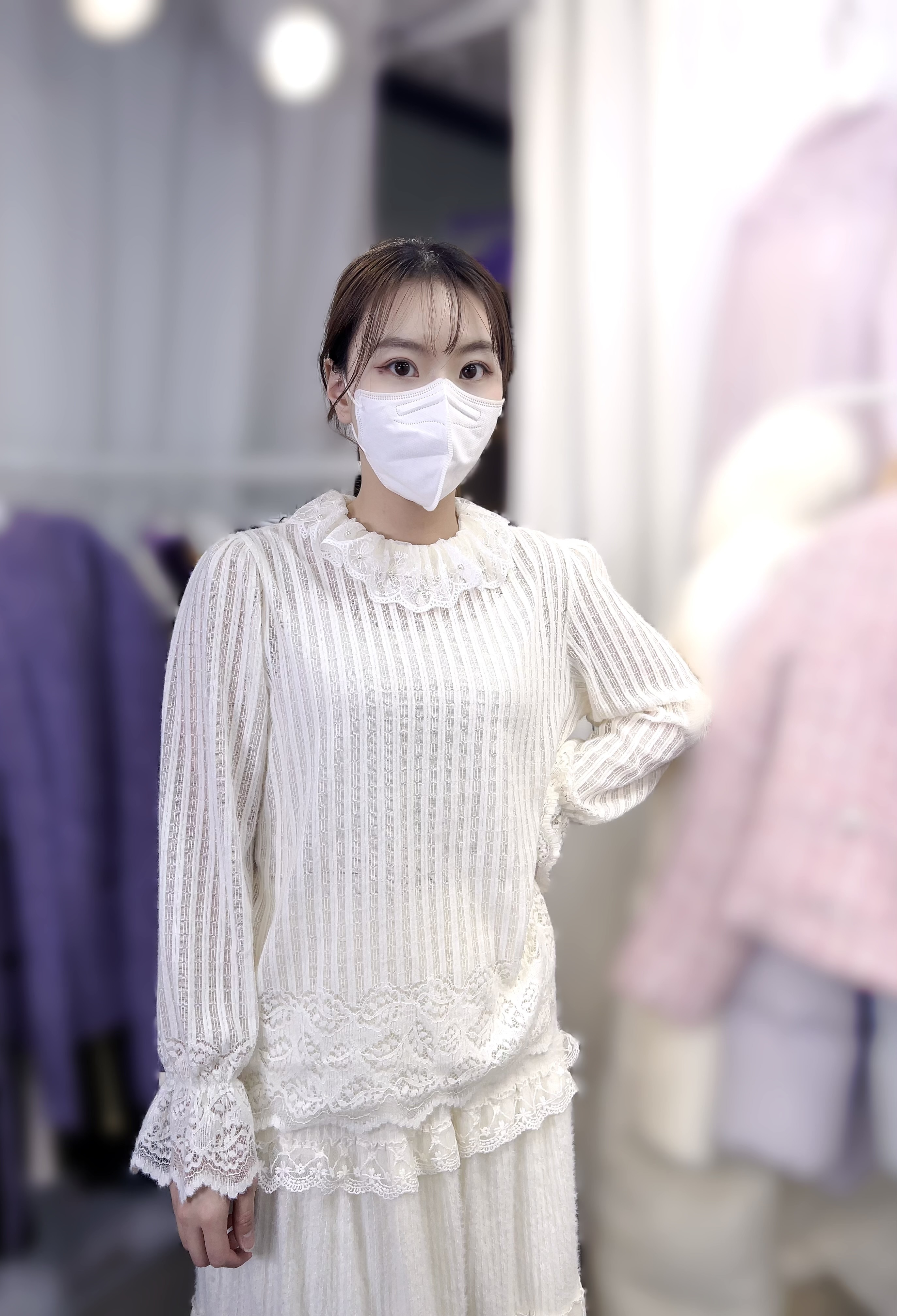 J44 韓國🇰🇷LACE反領條紋   胸40-50 長24  原價  $299