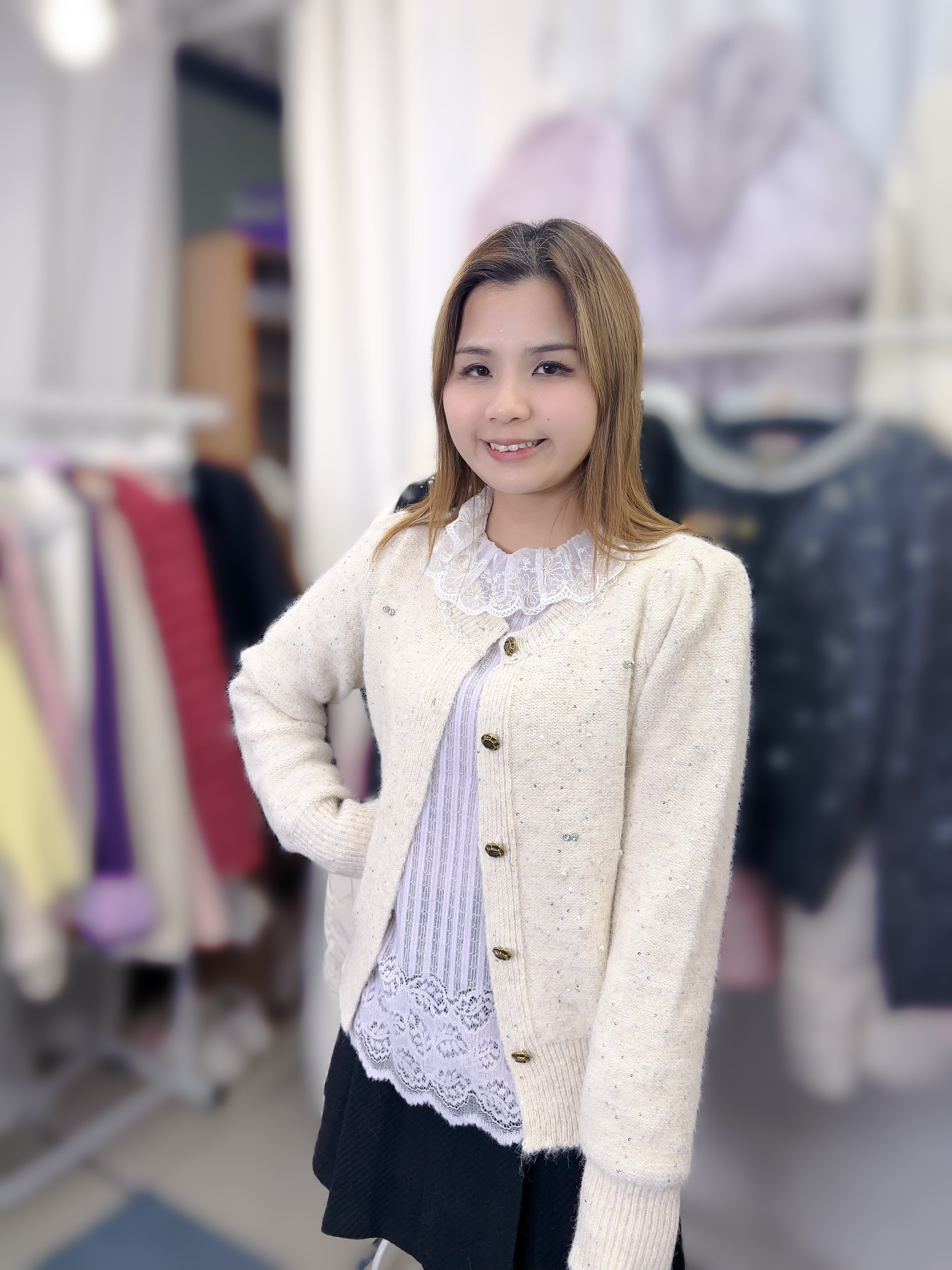 J48韓國🇰🇷羊毛10%   胸40-47 長22  原價  $339