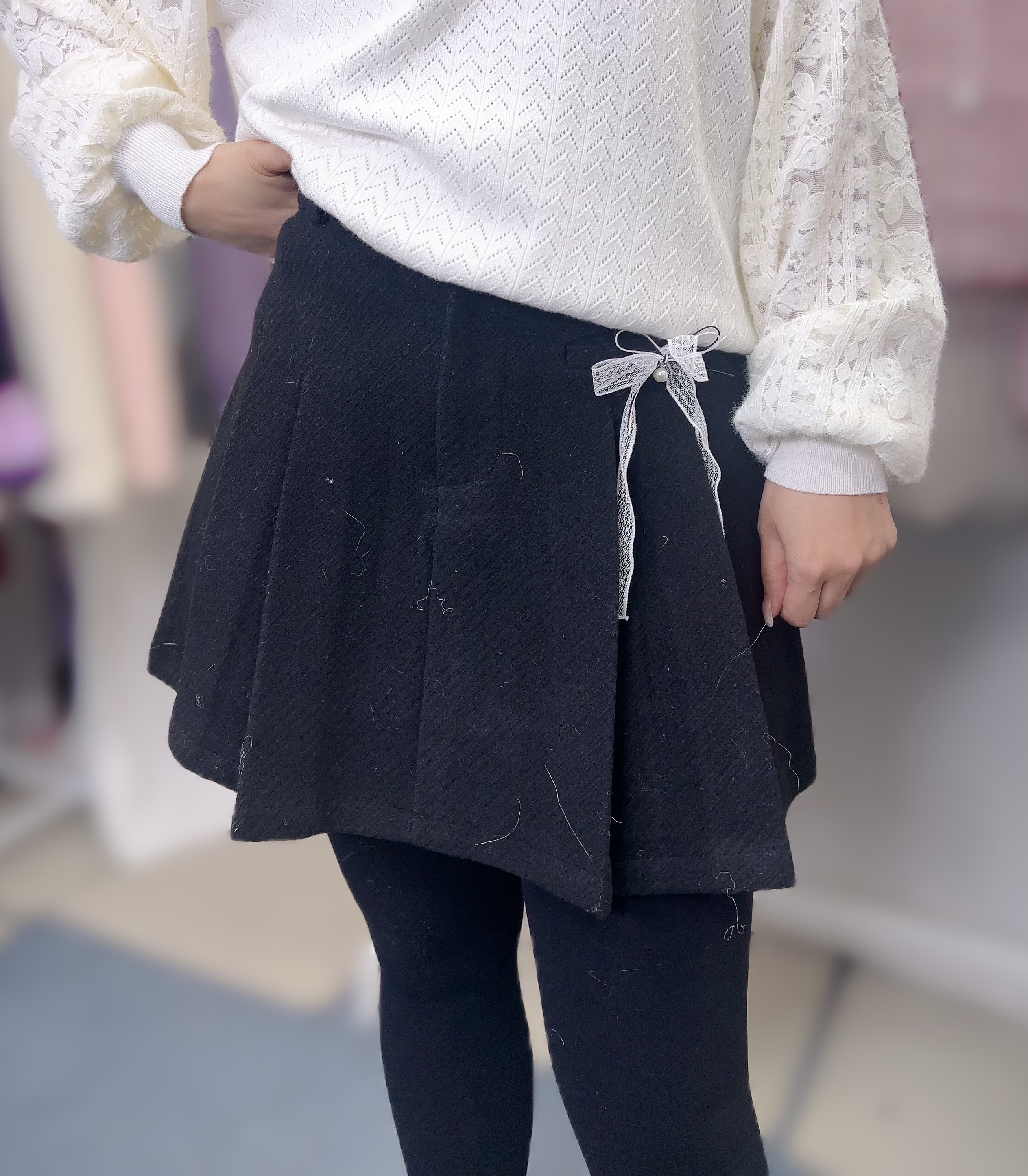 J71 韓國🇰🇷百摺短褲   M:腰28-30 HIP40 長15.5  /    L:腰28-31 HIP44 長16   原價 $329