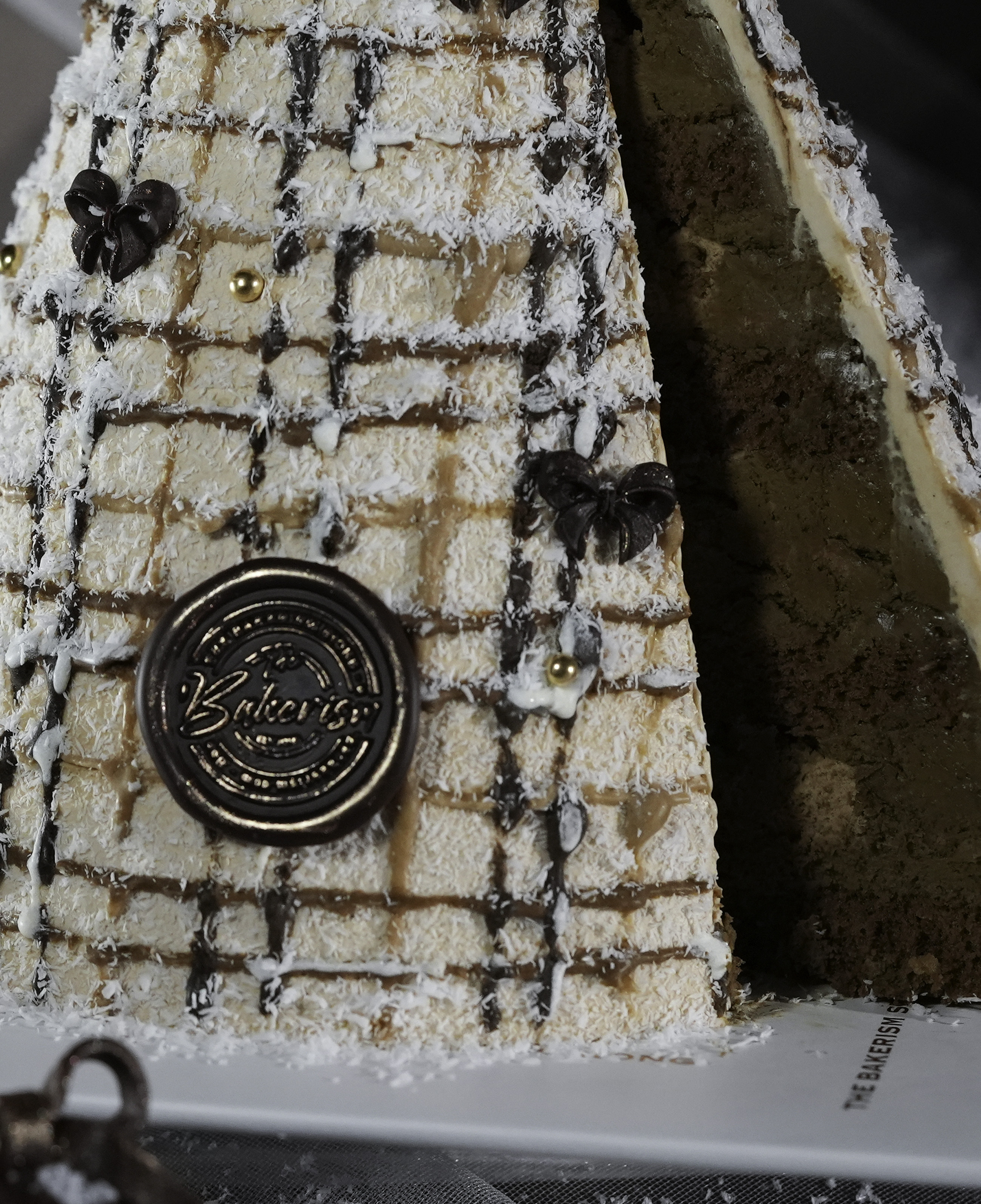 Christmas Special 2025 - Christmas Tree Cake (Limited Edition)