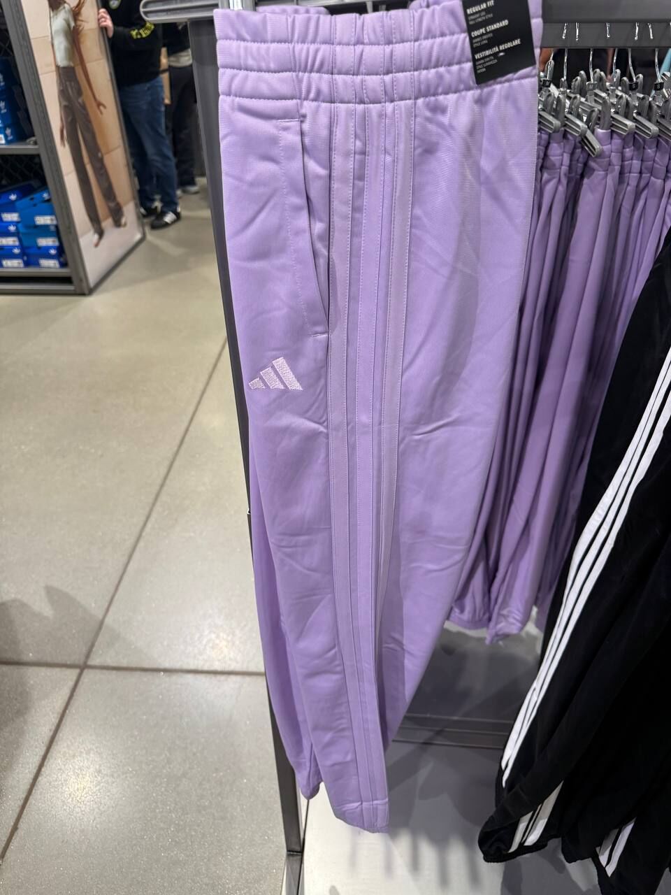 [U] ADIDAS POWDER PLUM WOMEN'S 3 STRIPED TRACK PANTS TRICOT, JX0493-POWDER PLUM (UZZ80)