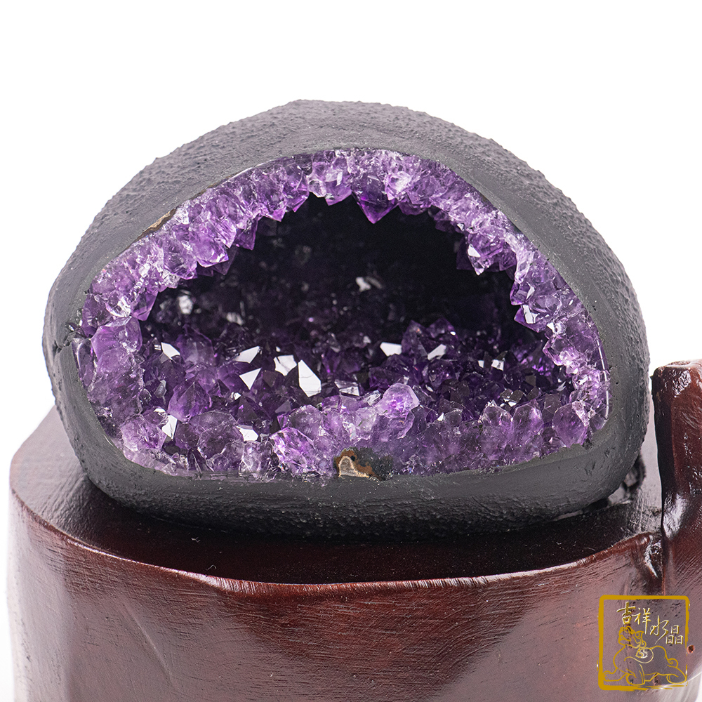 烏拉圭紫水晶洞 1.6kg 財運興旺