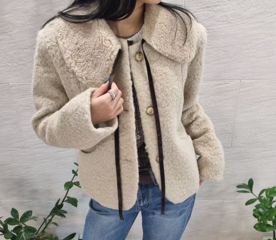 N29  韓國🇰🇷羊毛反領縷    羊毛15%   胸46 長21   原價 $899  可拆領   [一口價]