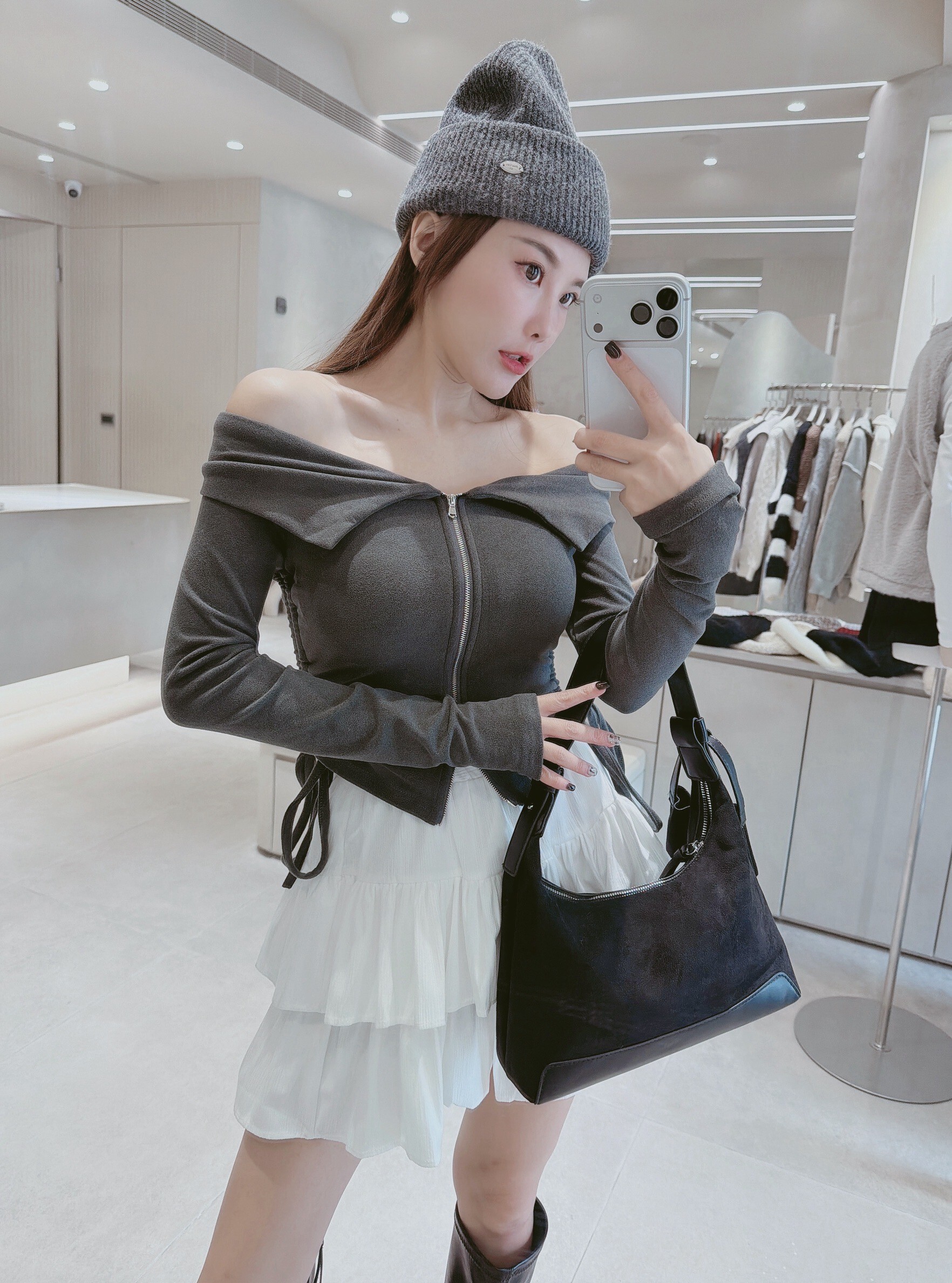 翻領側抽繩拉鍊罩杯棉衣