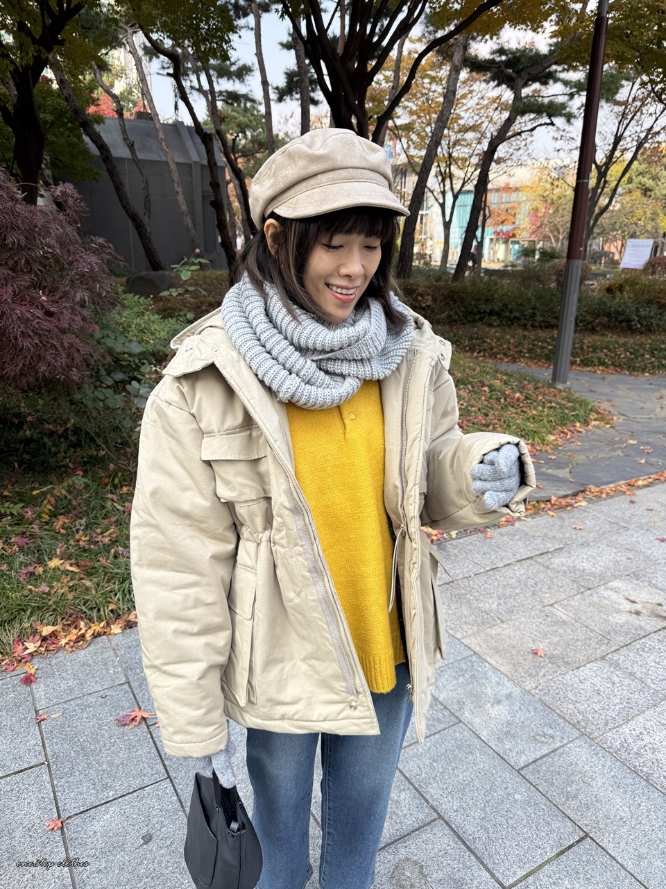 正韓oversize四口袋縮腰連帽外套 (米)