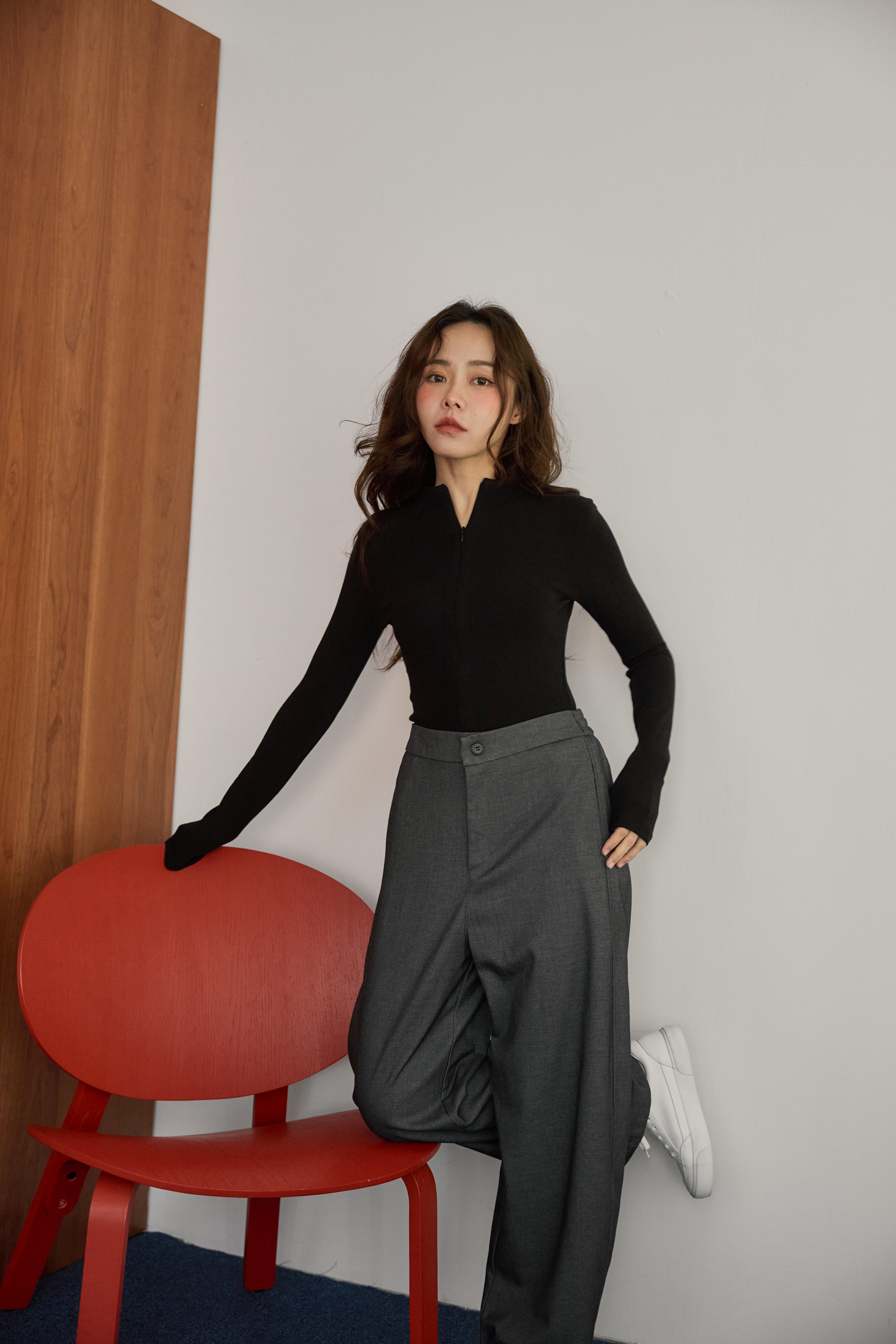 黑色高彈半拉鍊上衣