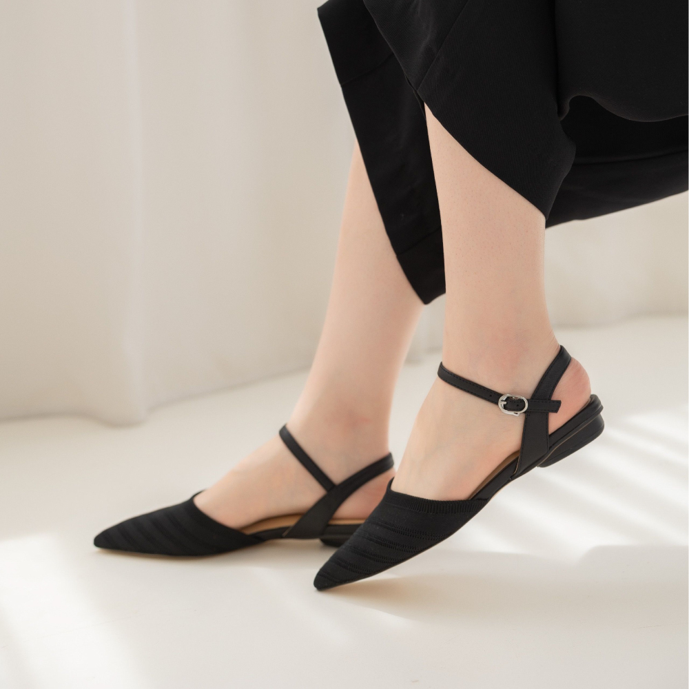 優雅美型．尖頭針織低跟涼鞋 -黑色