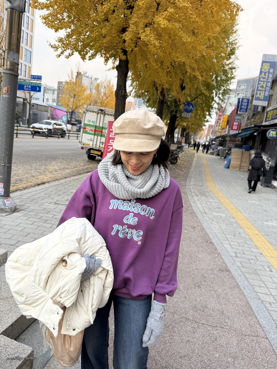 正韓Masion配色刺繡字母上衣 (紫)