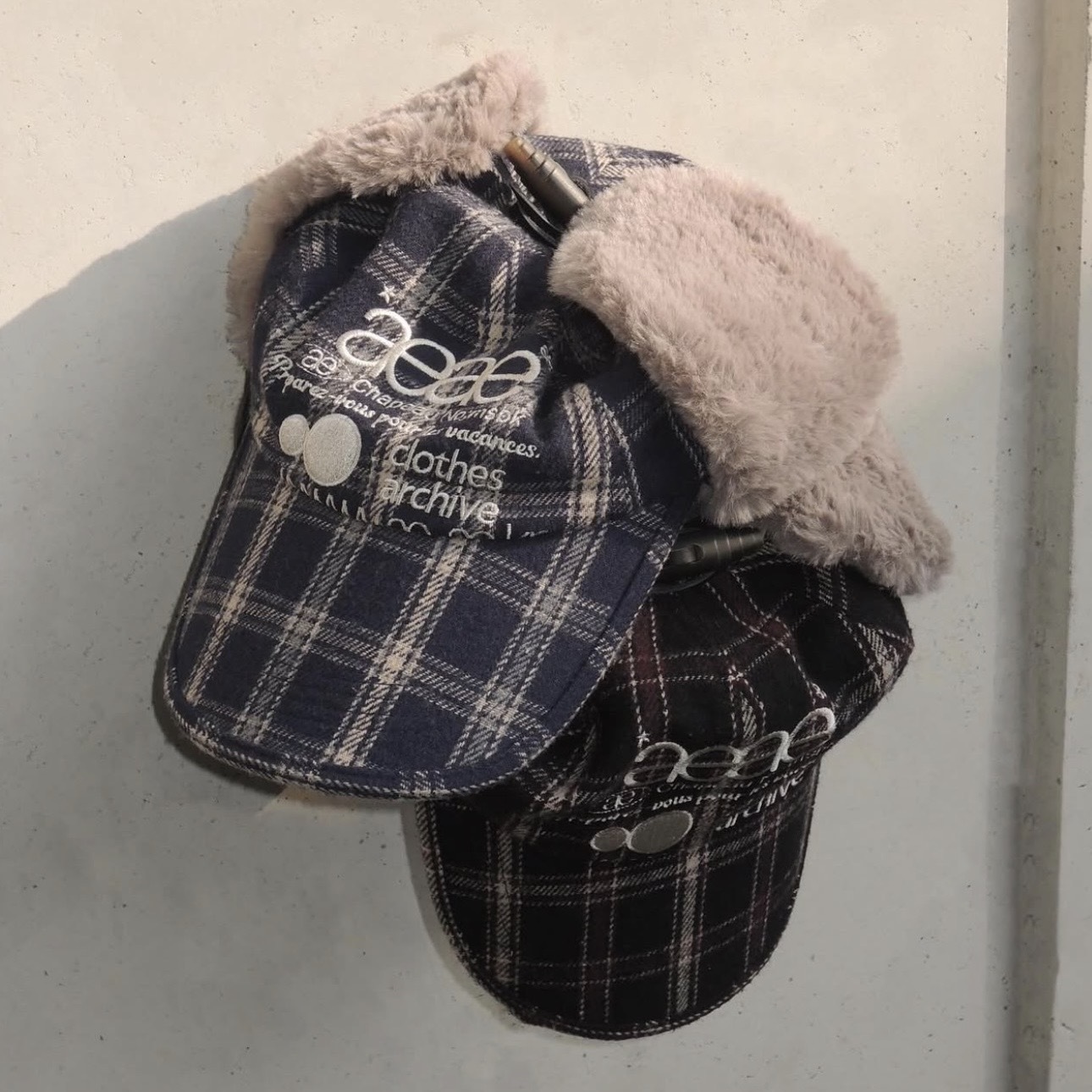 aeae WEB LOGO TROOPER CAP 飛行帽 保暖 護耳 兩色 韓國代購