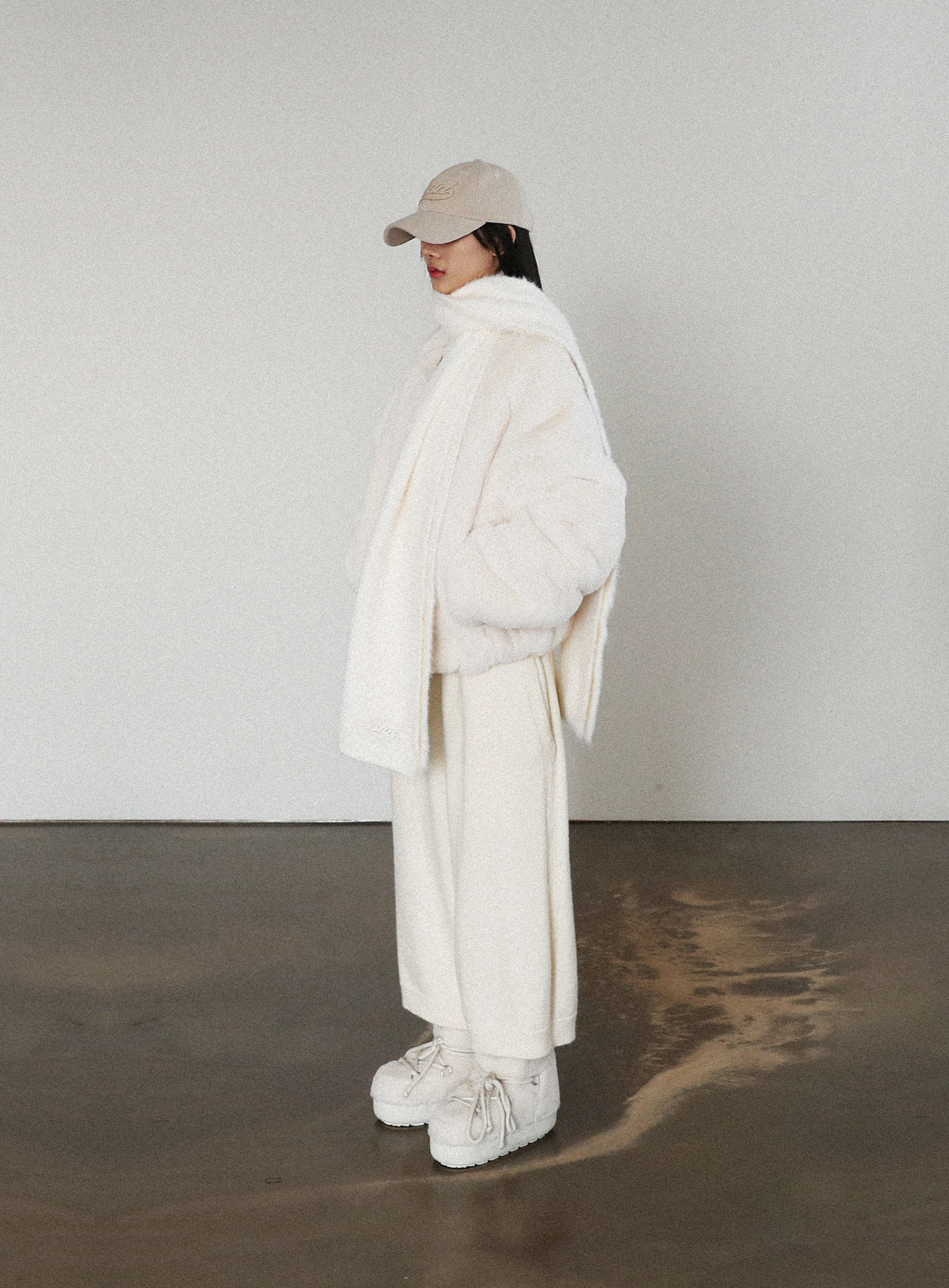 (現貨) bad blood hairy muffler (cream)