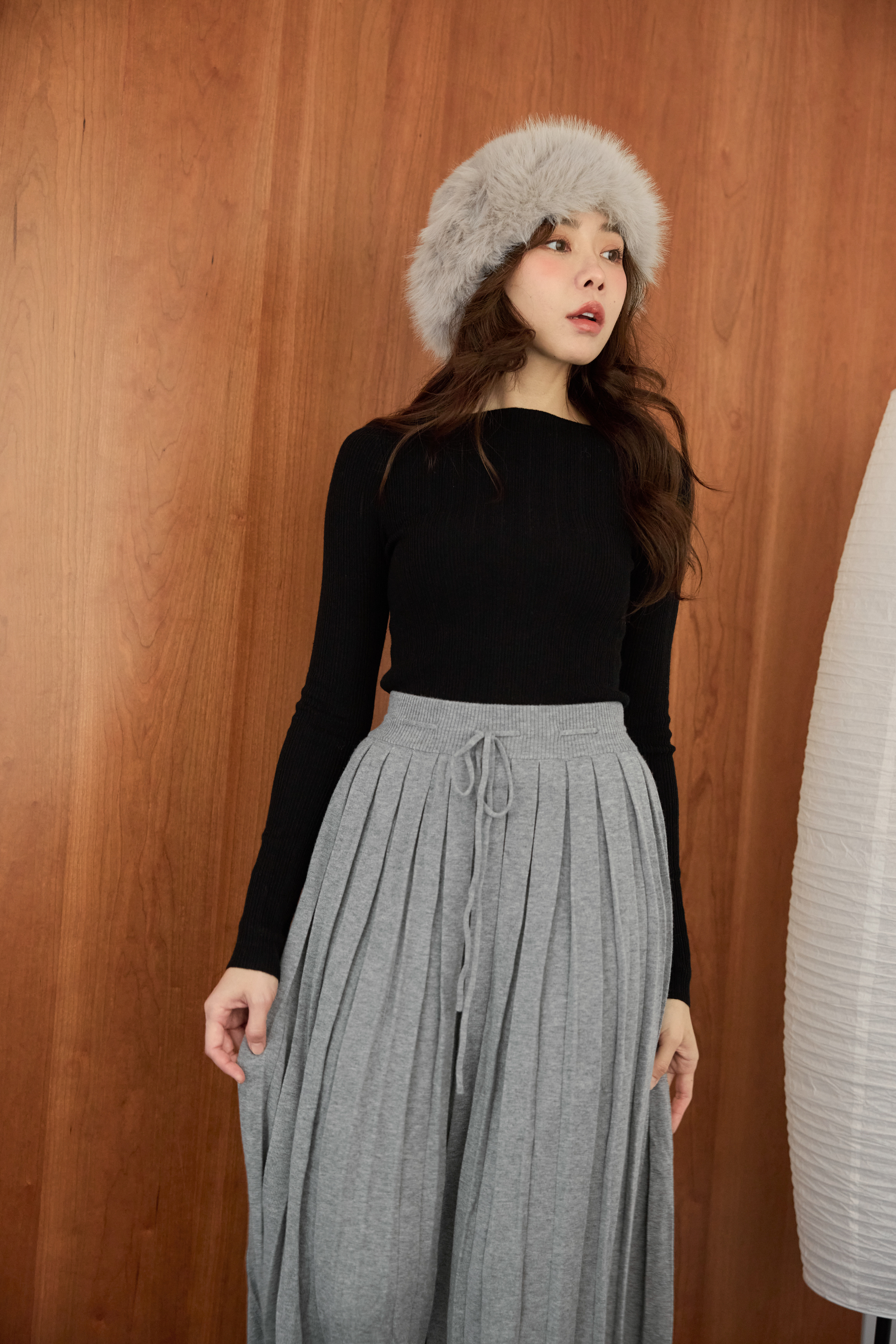 黑色平口修身針織