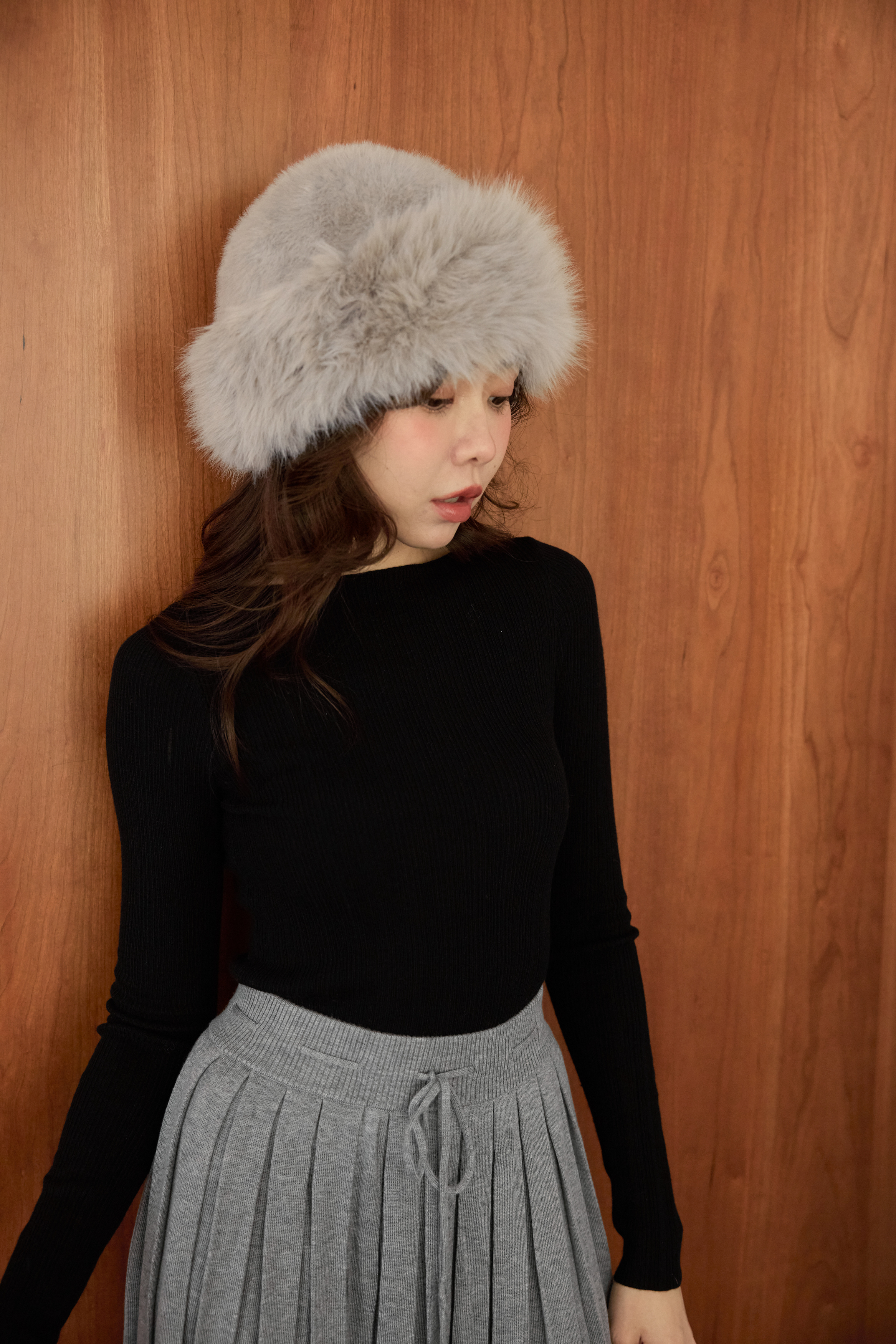 黑色平口修身針織