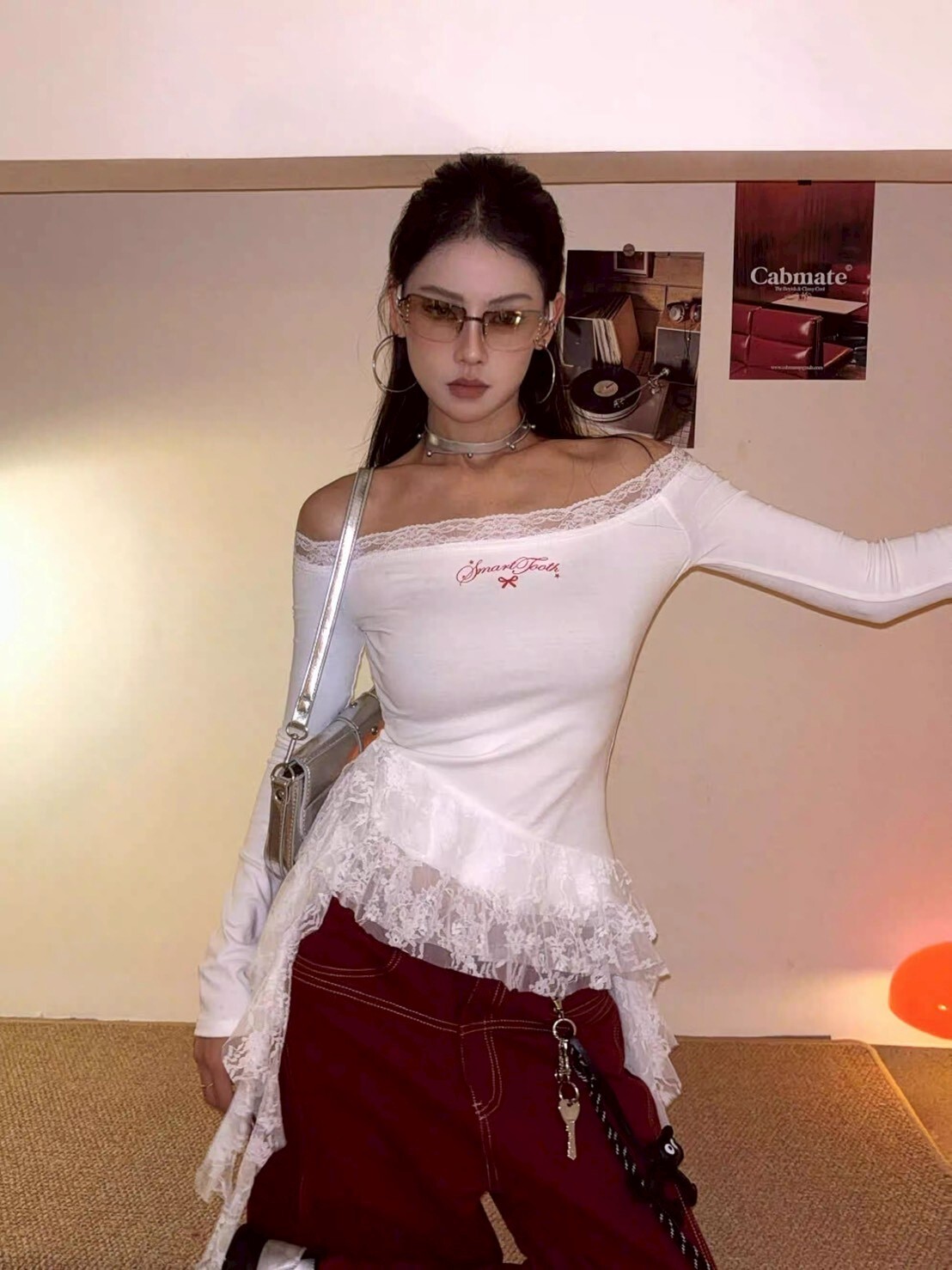 一字不規則蕾絲T