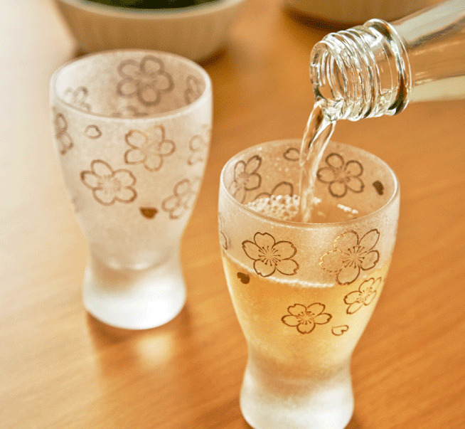 【石塚硝子】【金箔櫻花丸紋清酒杯】【2隻禮盒套裝】【日本製造】