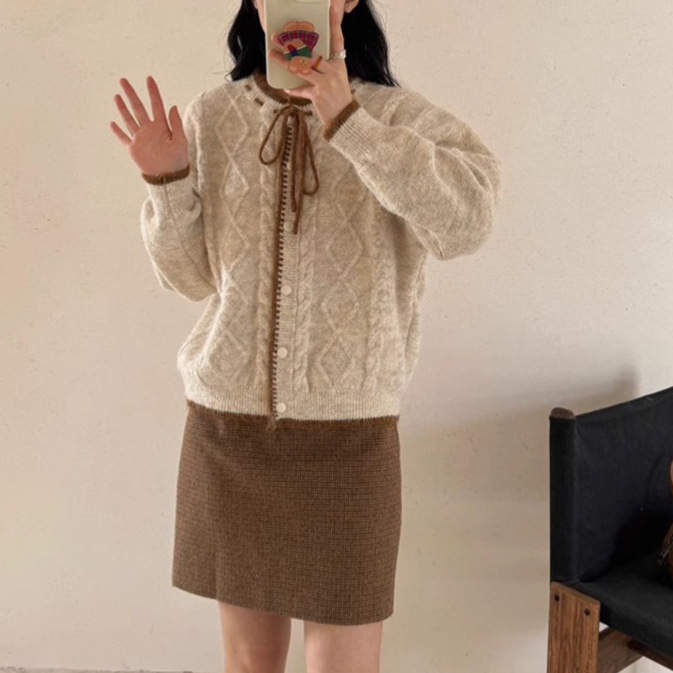 Vintage Ribbon-Trim Cable Knit Cardigan