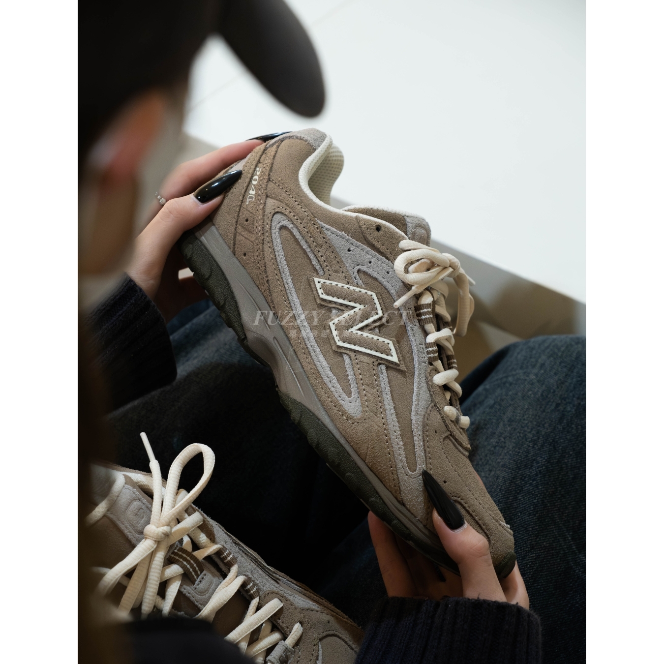 【逢甲 FUZZY】New Balance 204L 淺褐 張員瑛 U204LMMA