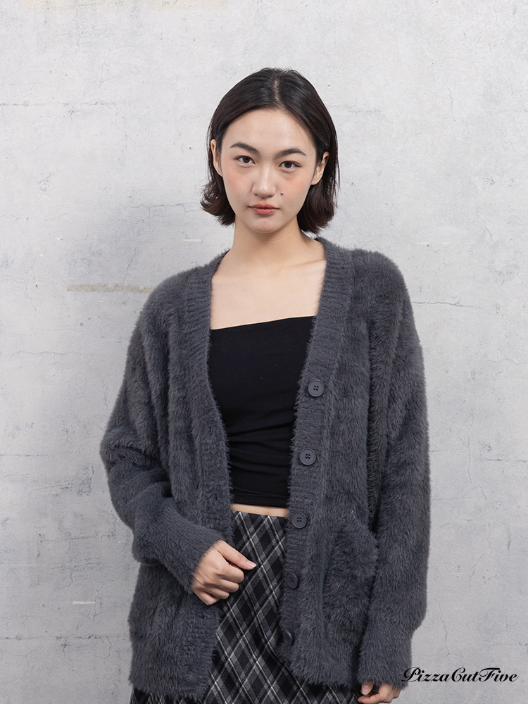 毛絨絨V領排扣外套 PizzaCutFive PCF253415064