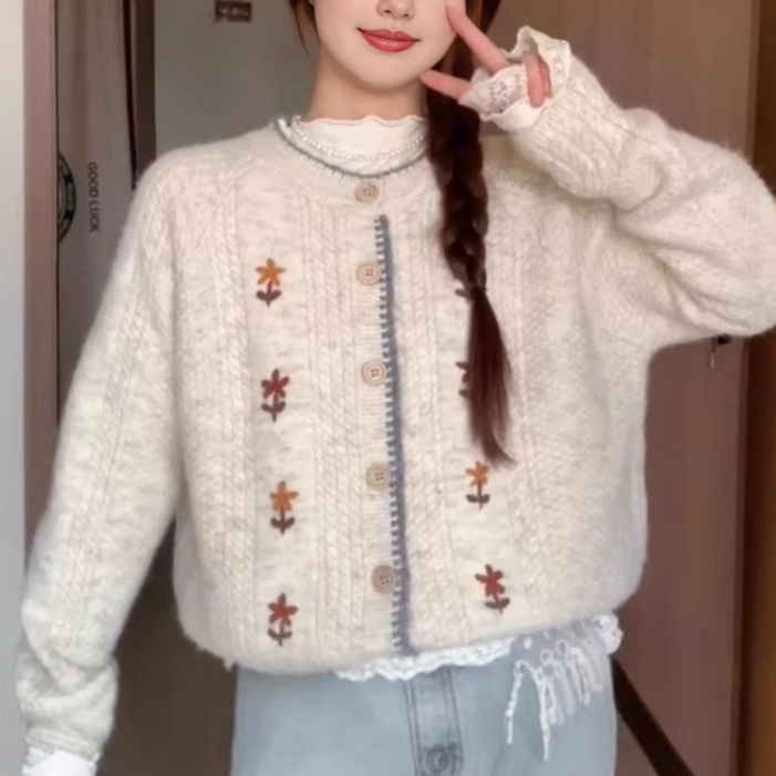 Korean Color-Block Floral Embroidery Knit Cardigan