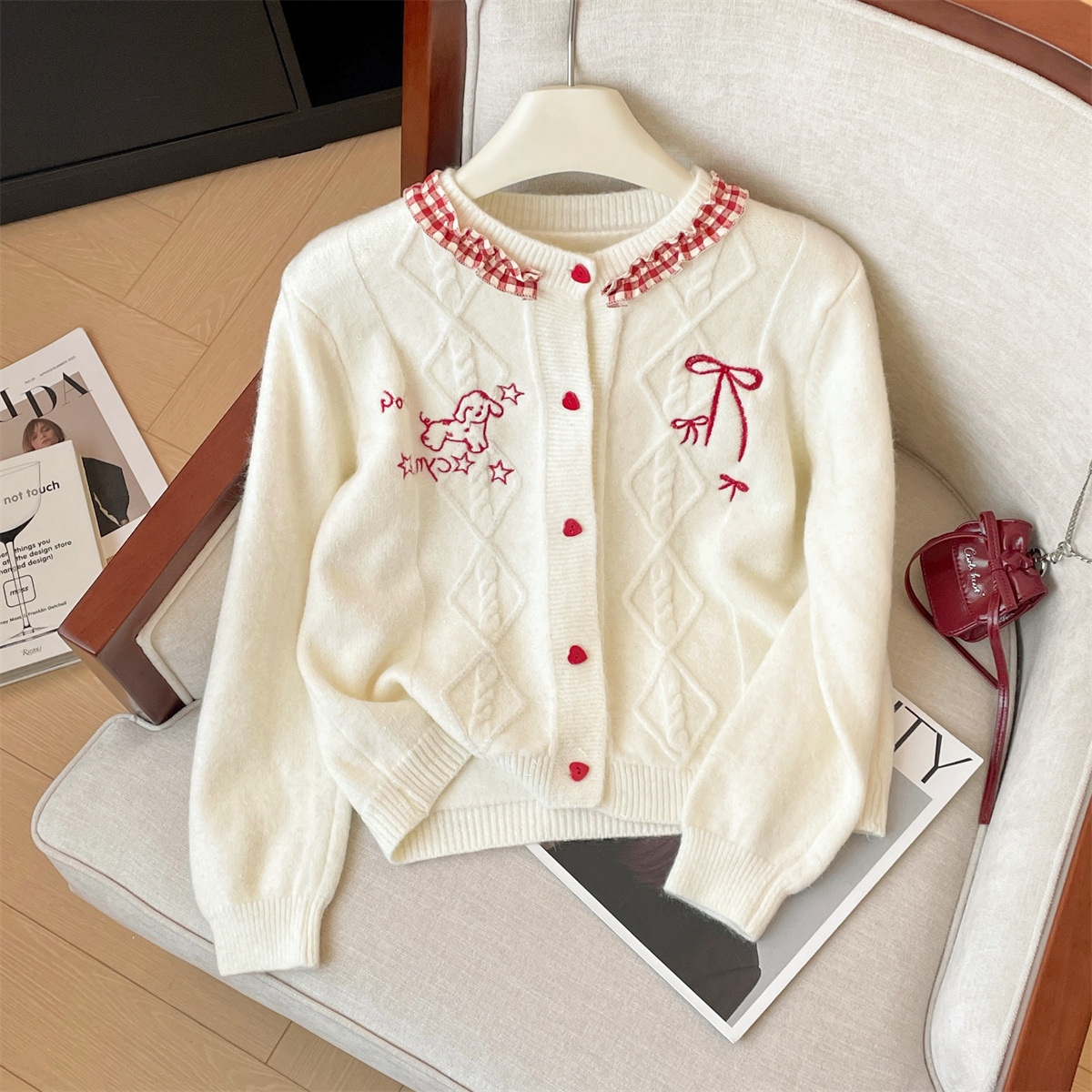 Soft Bow & Puppy Embroidery Crewneck Knit Cardigan