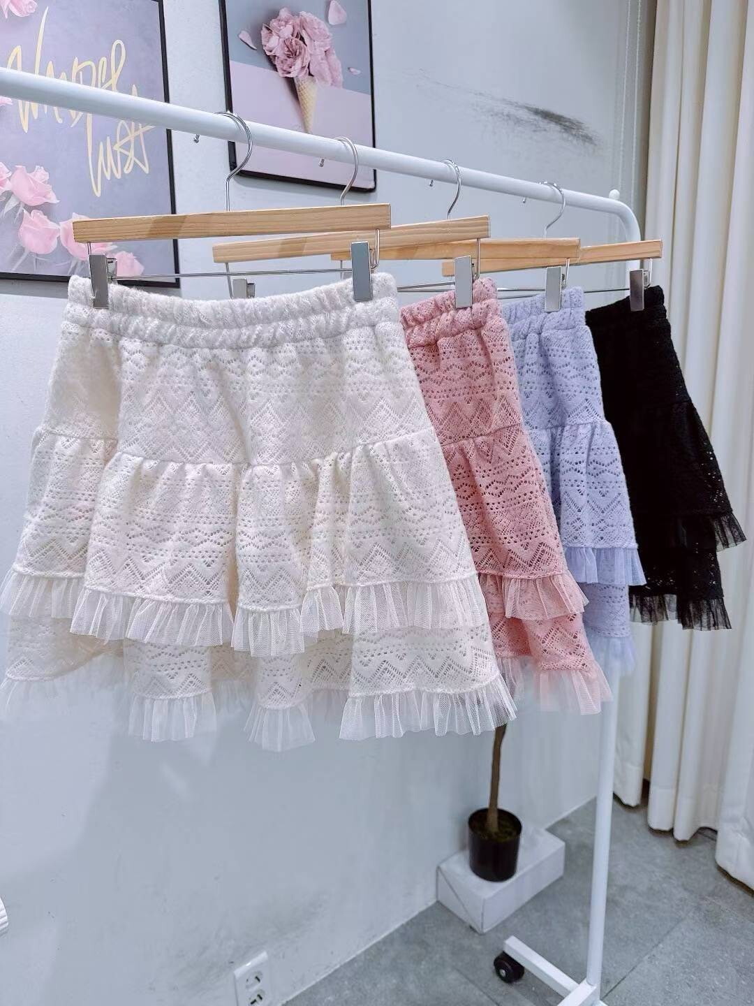 蕾絲雙層蛋糕裙