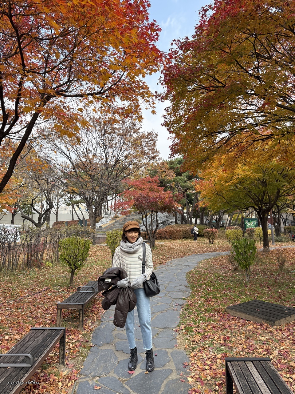 正韓超軟Q繽紛橫條小貓上衣