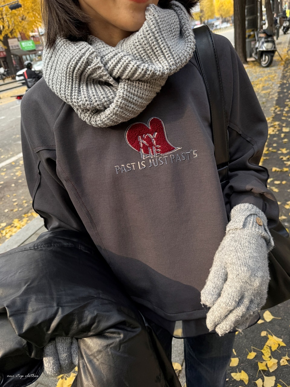 正韓立體愛心下接網紗上衣