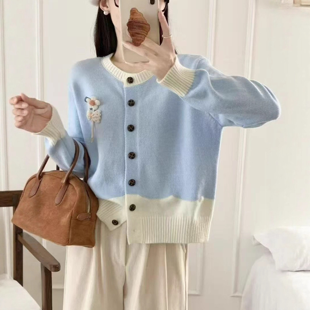 Elegant Color-Block Knit Cardigan