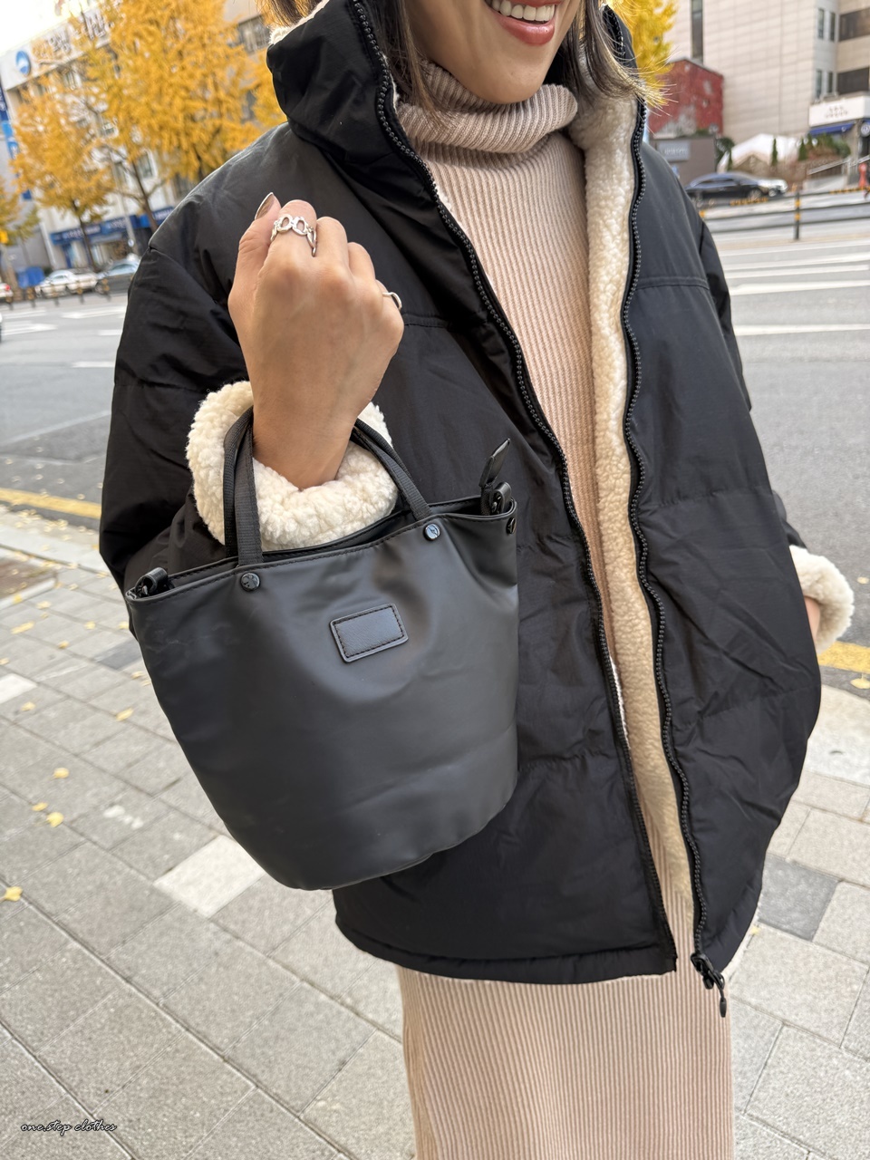 正韓跳色保暖雙面穿QQ毛CP外 (黑)