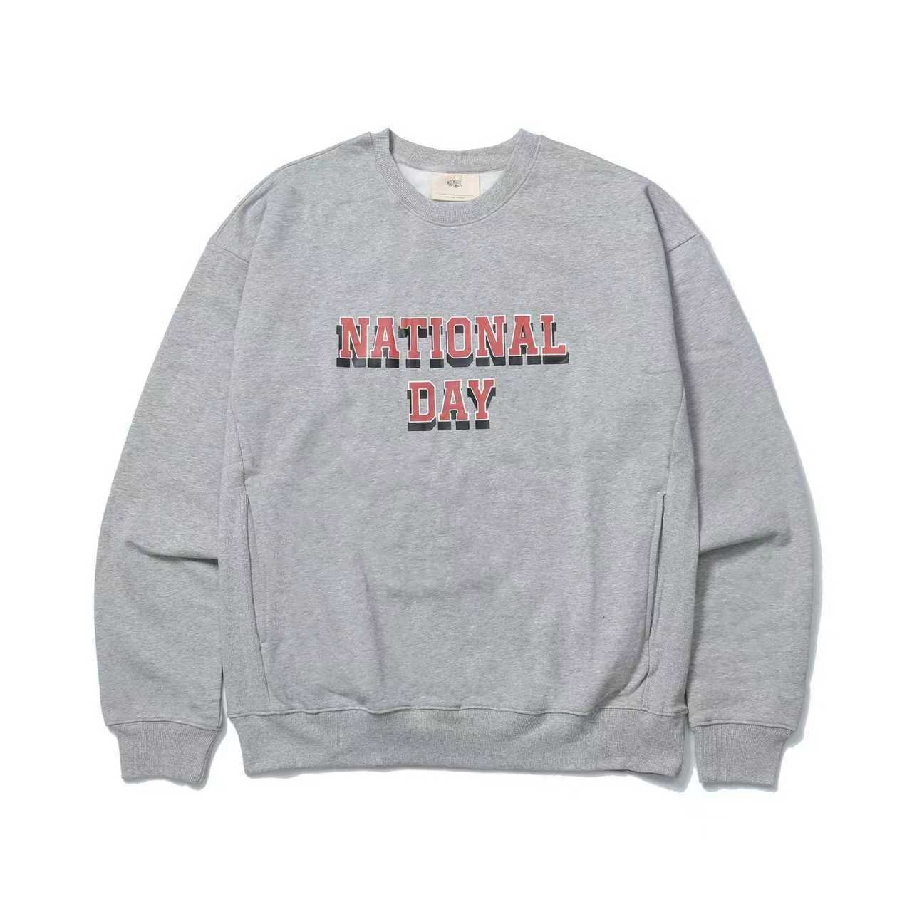 MADNESS 上海限定大學T (2色)