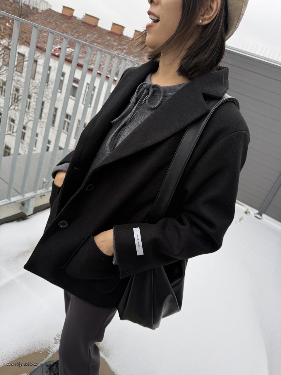 正韓低調質感羊毛西外 (黑)