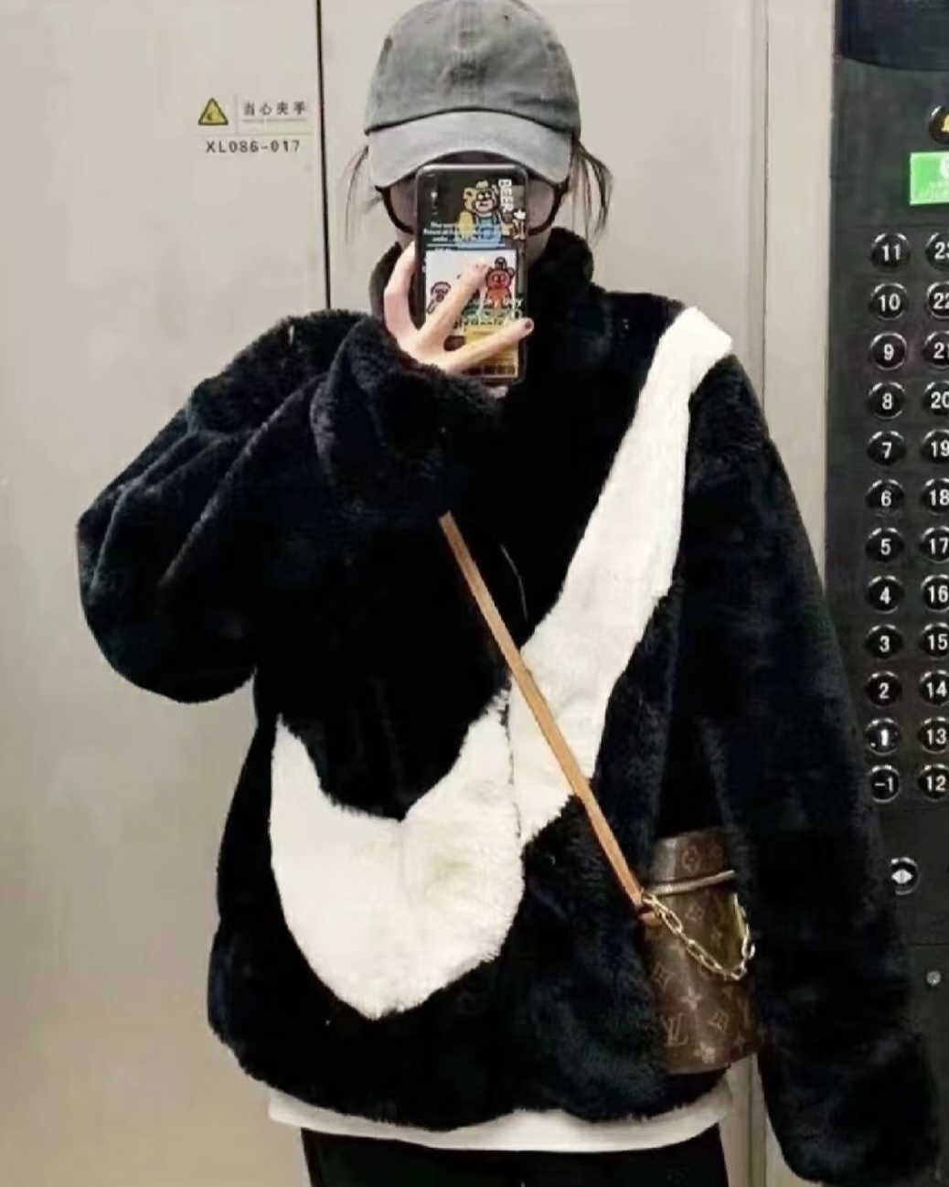 【現貨】Nike NSW Plush 立領 大勾 絨毛 Logo 外套 極簡黑 寶寶藍 米白