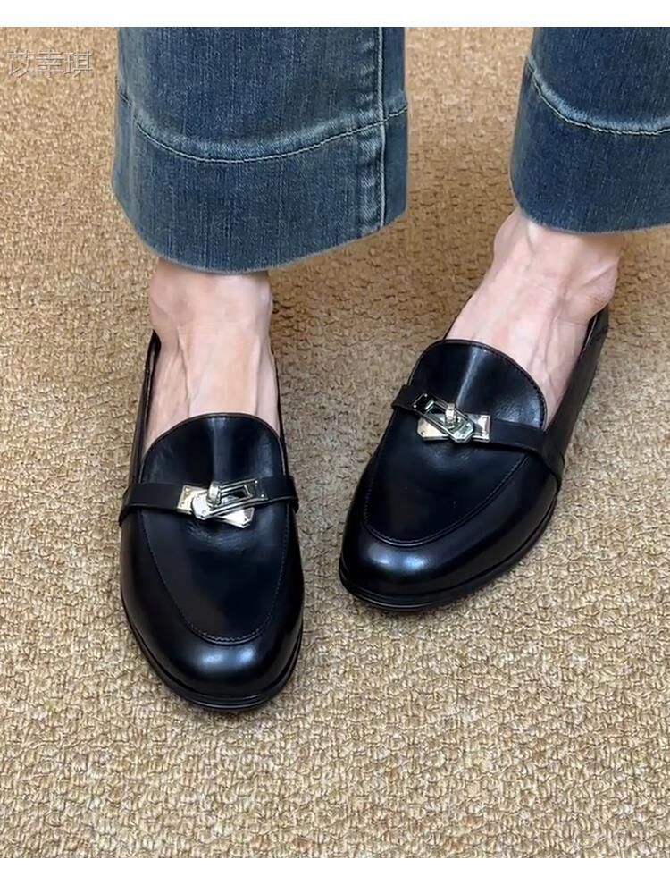 凱莉扣 牛皮樂福鞋(35-40)(黑/咖棕)