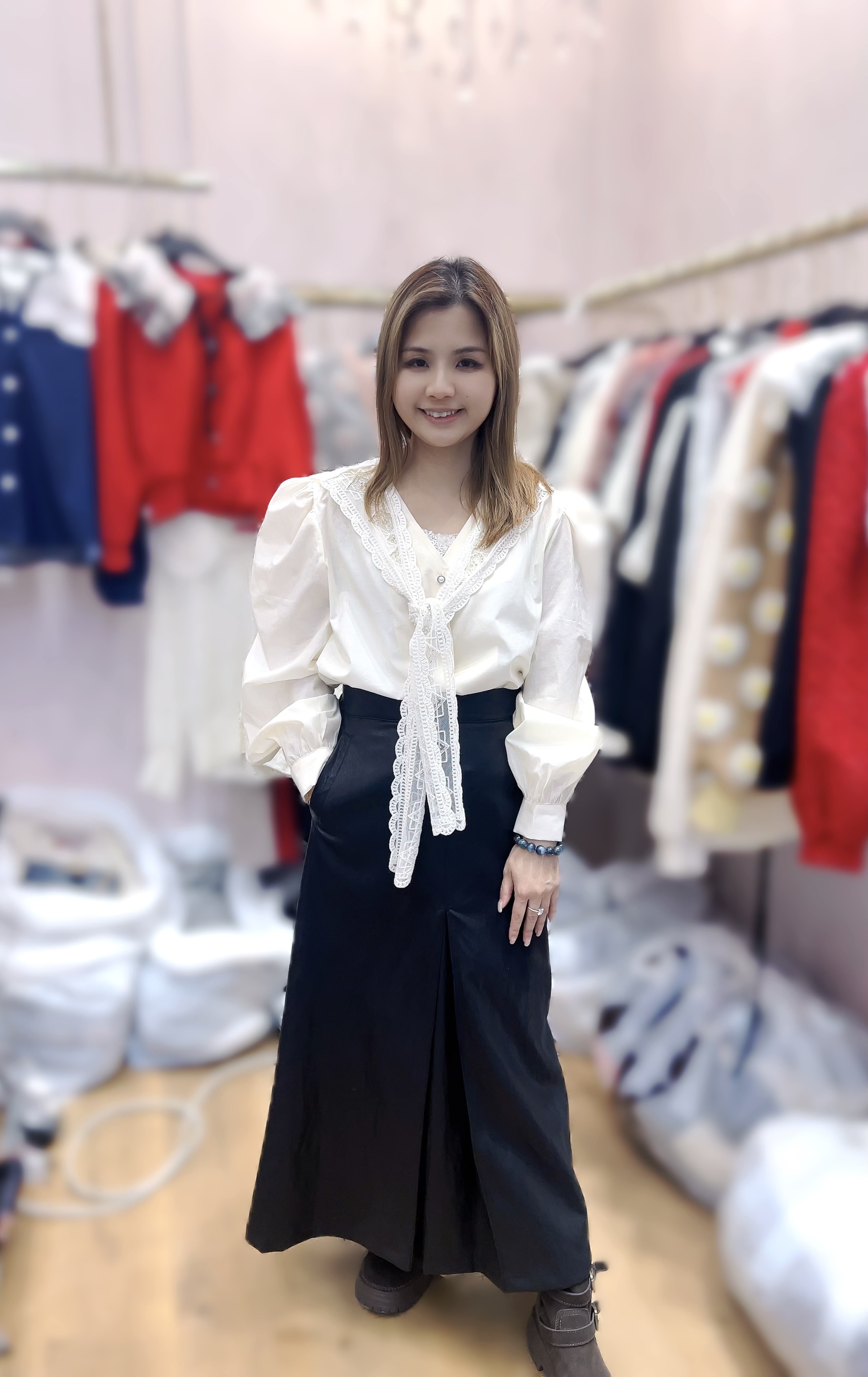 OT14   韓國🇰🇷長裙 腰25-32  長34  HIP 38  原價 $489  (一口價)